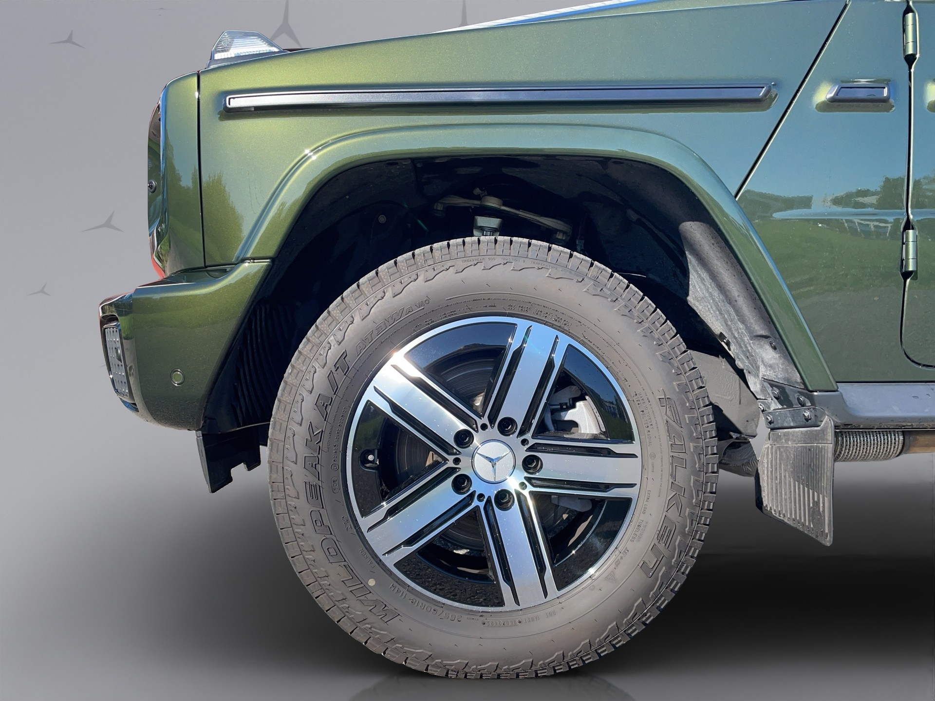 MERCEDES-BENZ G 500-showroom-element-2