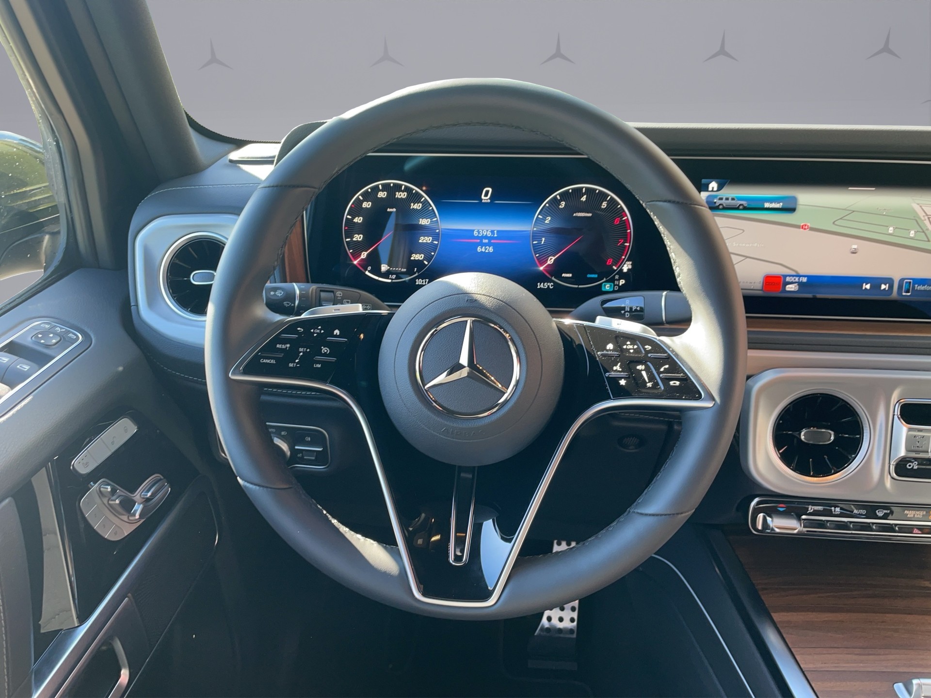 MERCEDES-BENZ G 500-image-11