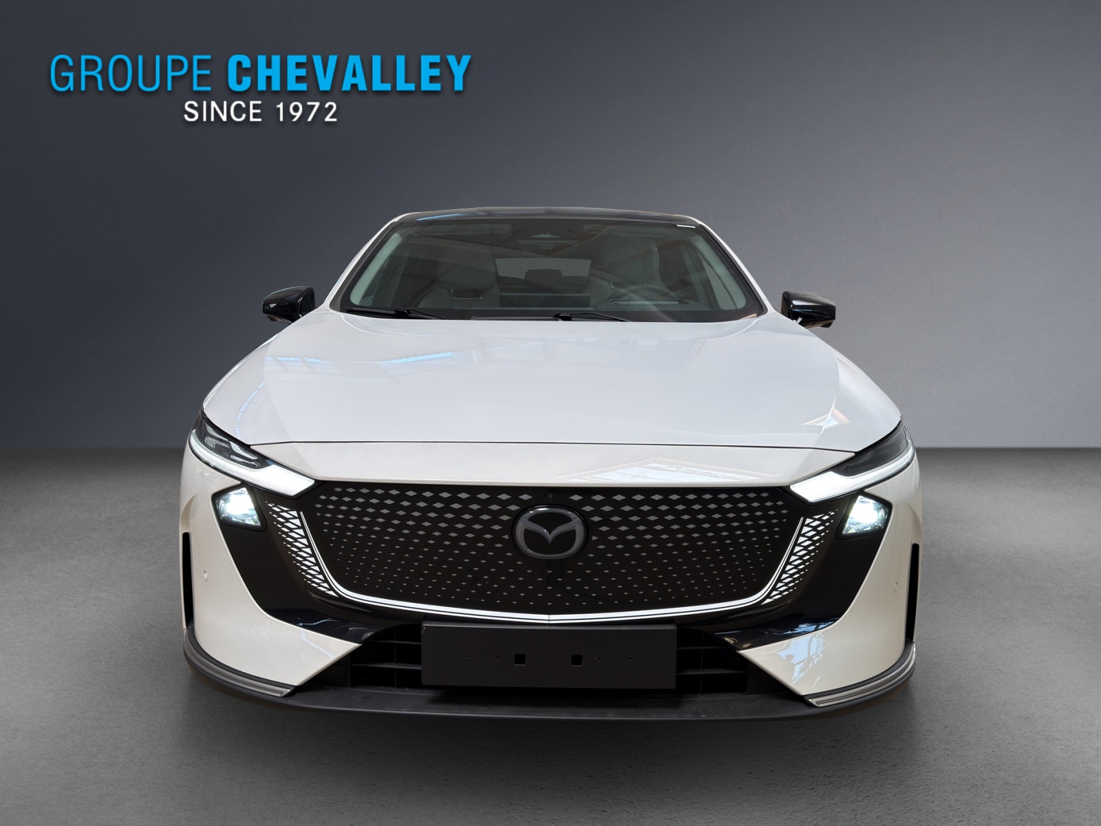 MAZDA 6e 258 69kWh Takumi-showroom-element-1