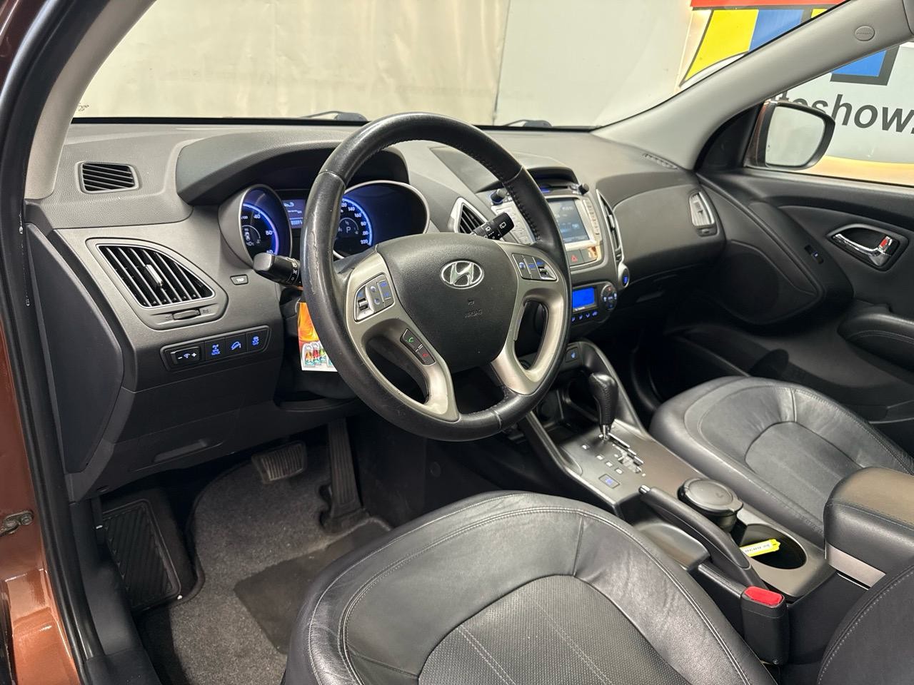 HYUNDAI iX35 2.0 CRDi Luxury Plus 4WD-showroom-element-2