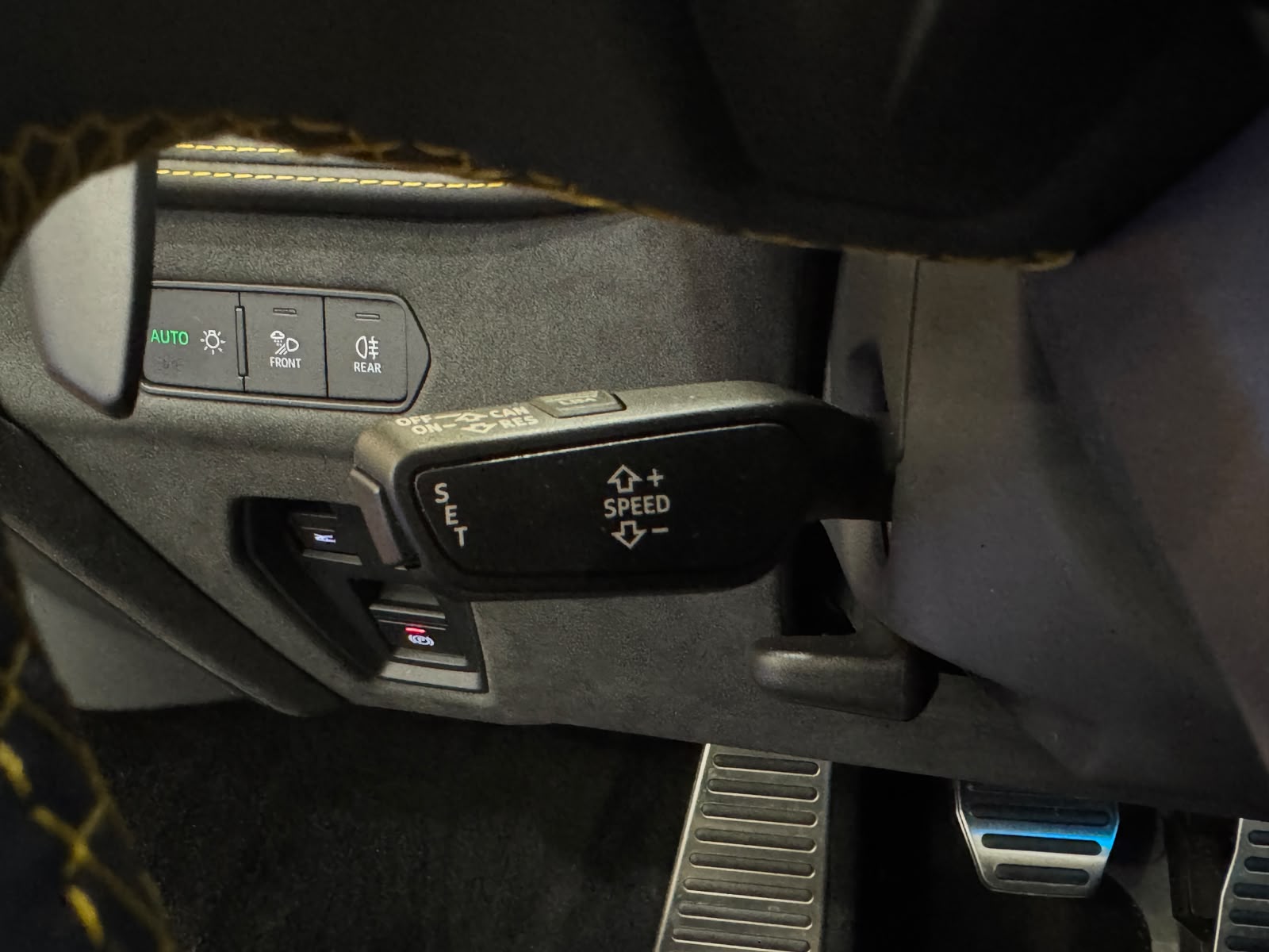 LAMBORGHINI Temerario HPEV *Giallo Auge*-image-19