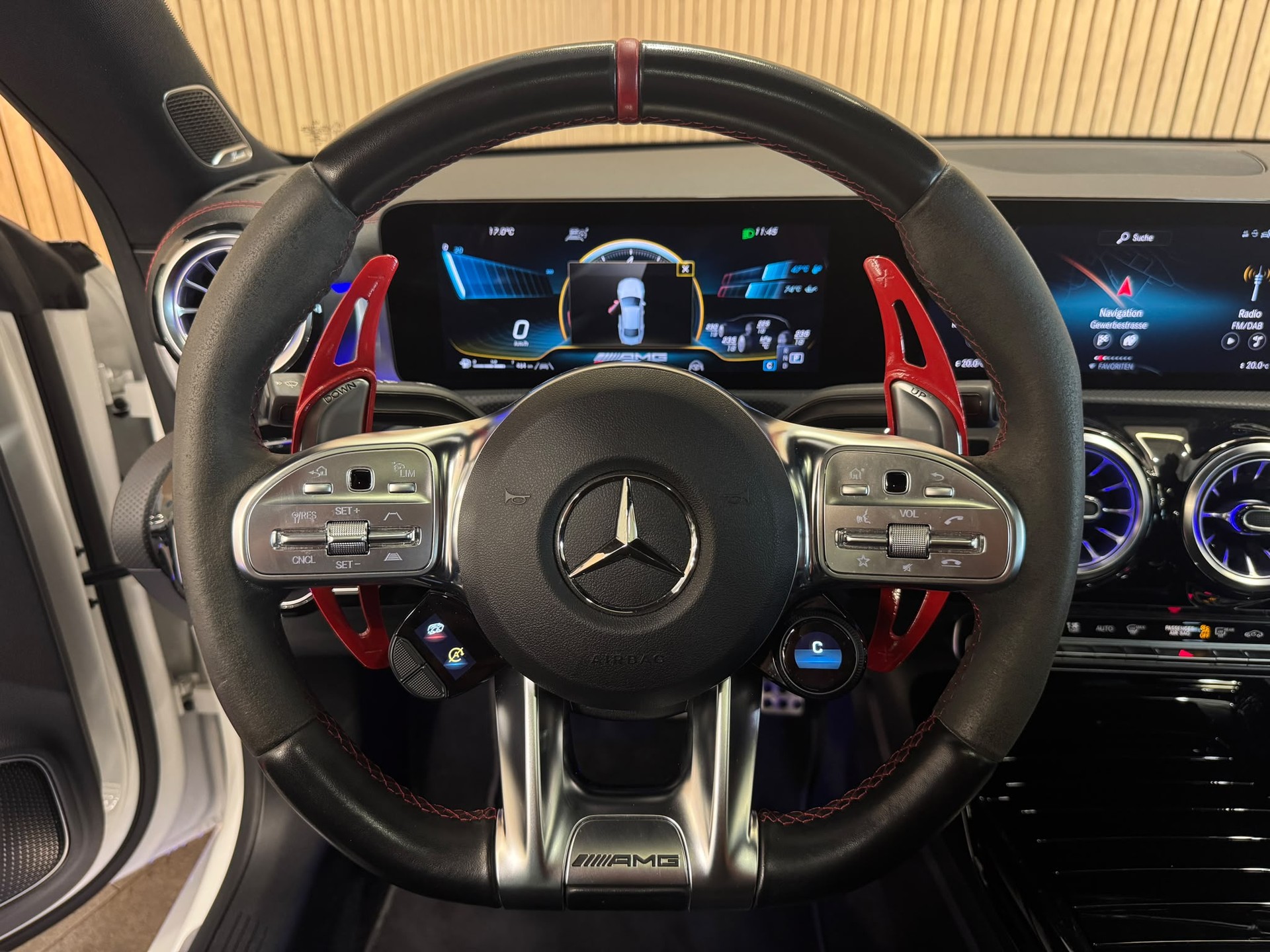 MERCEDES-BENZ CLA 45 S AMG 4Matic+ 8G-DCT-image-13