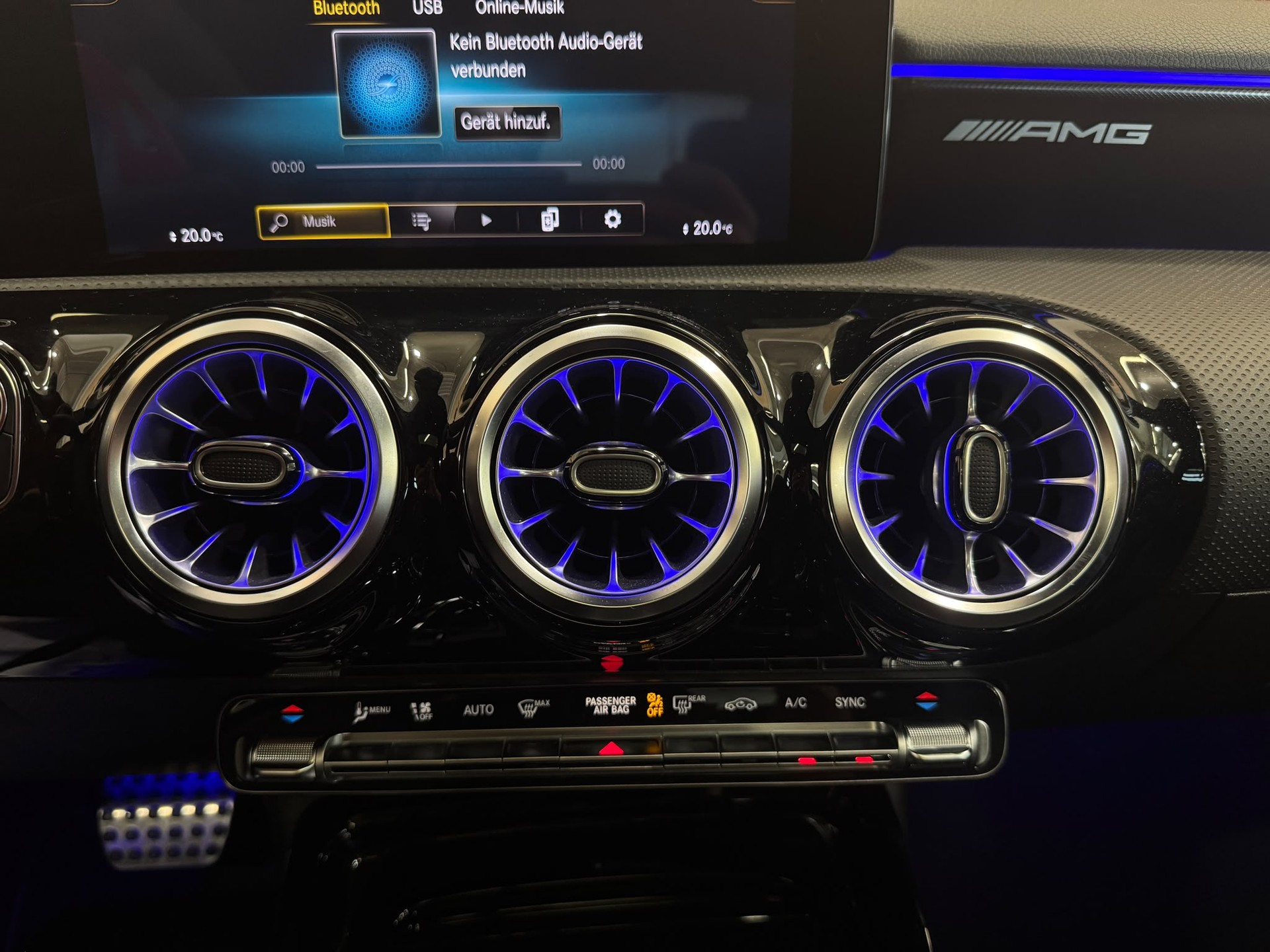 MERCEDES-BENZ CLA 45 S AMG 4Matic+ 8G-DCT-image-17