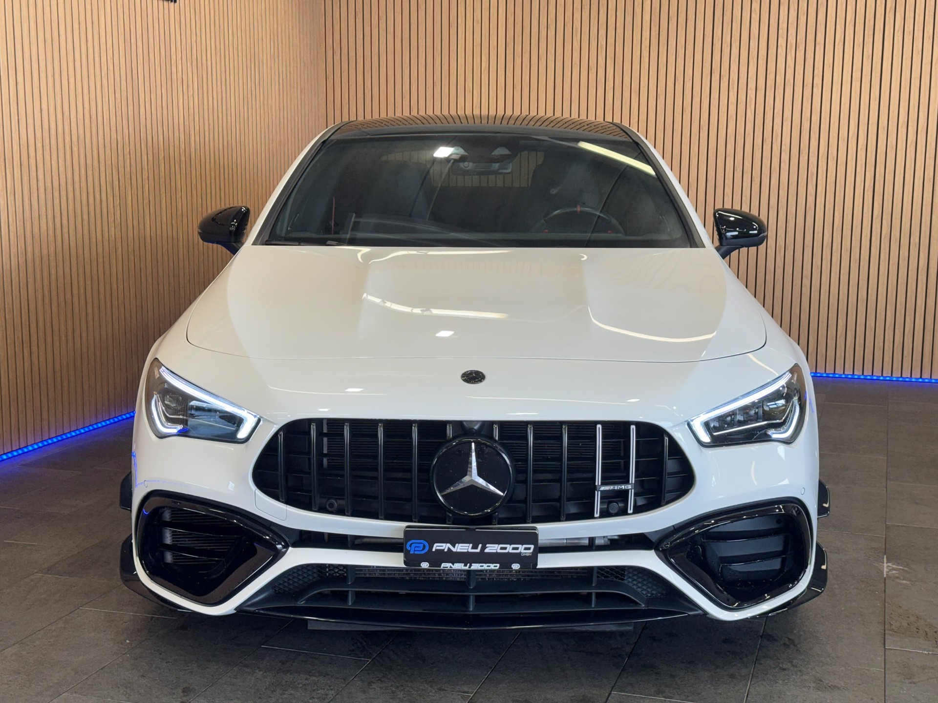 MERCEDES-BENZ CLA 45 S AMG 4Matic+ 8G-DCT-image-2