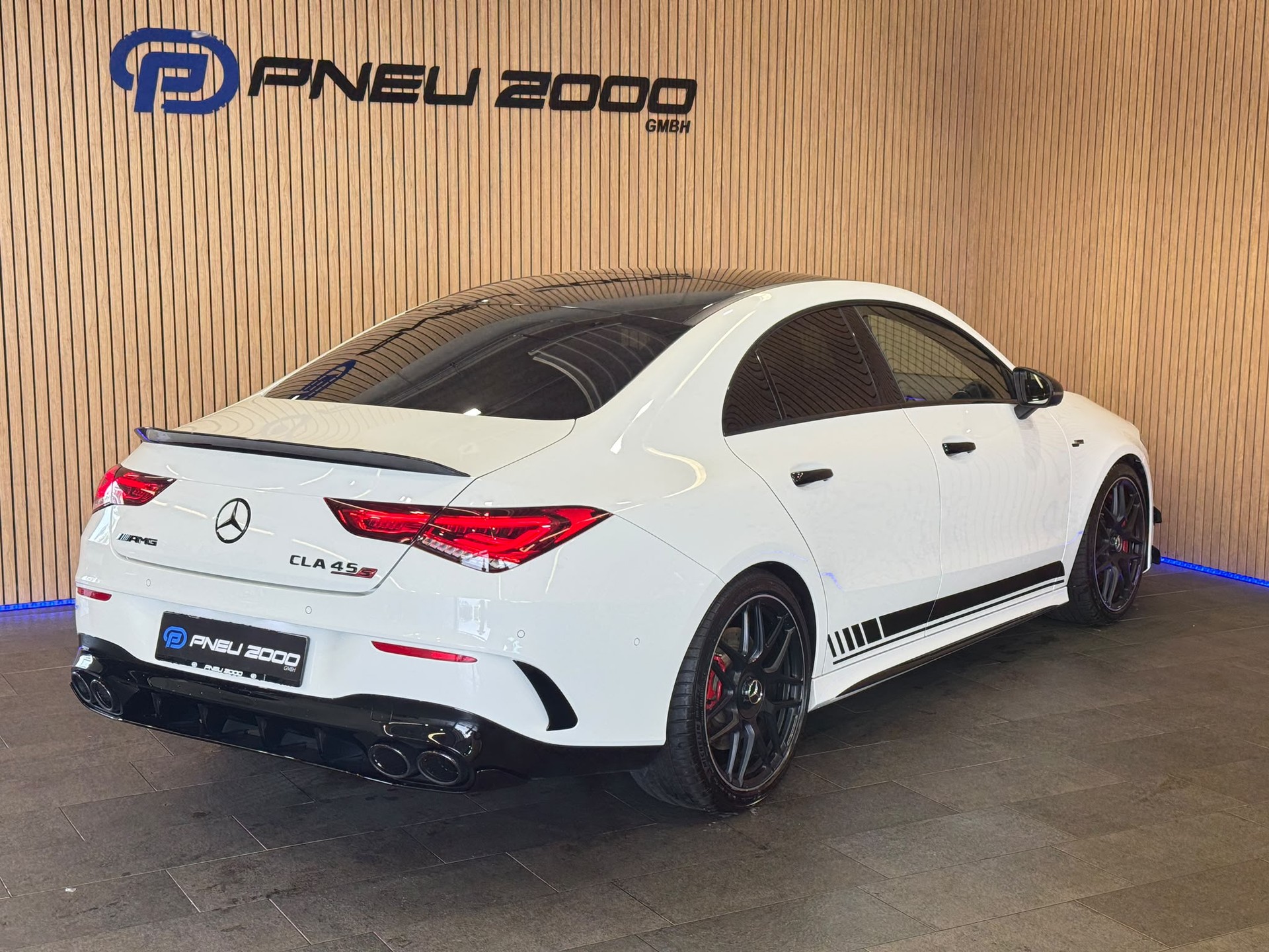 MERCEDES-BENZ CLA 45 S AMG 4Matic+ 8G-DCT-image-6