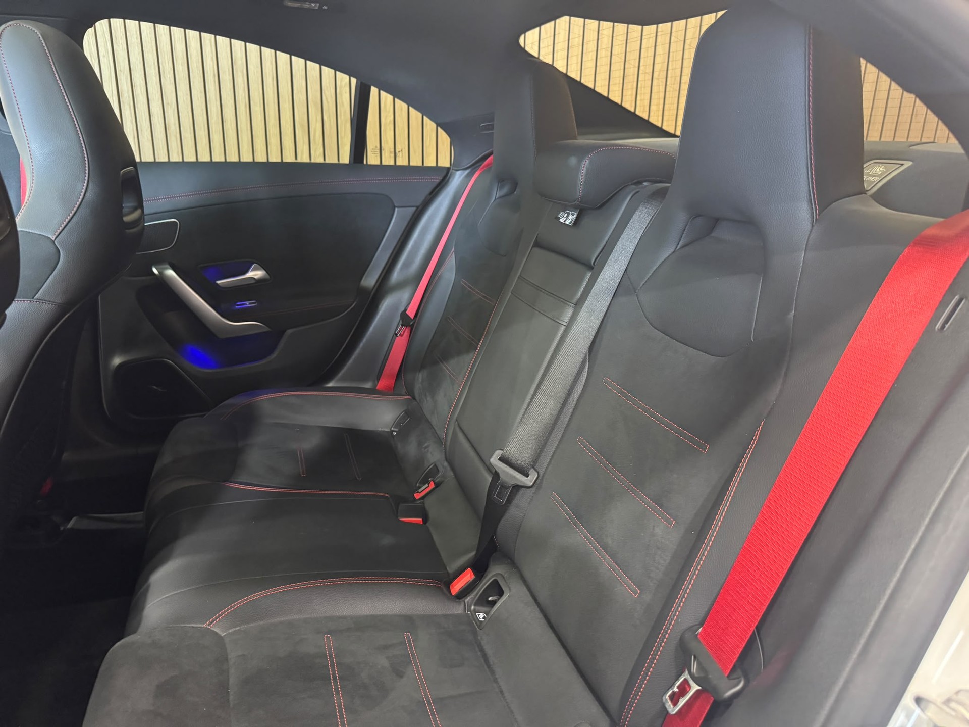 MERCEDES-BENZ CLA 45 S AMG 4Matic+ 8G-DCT-image-26