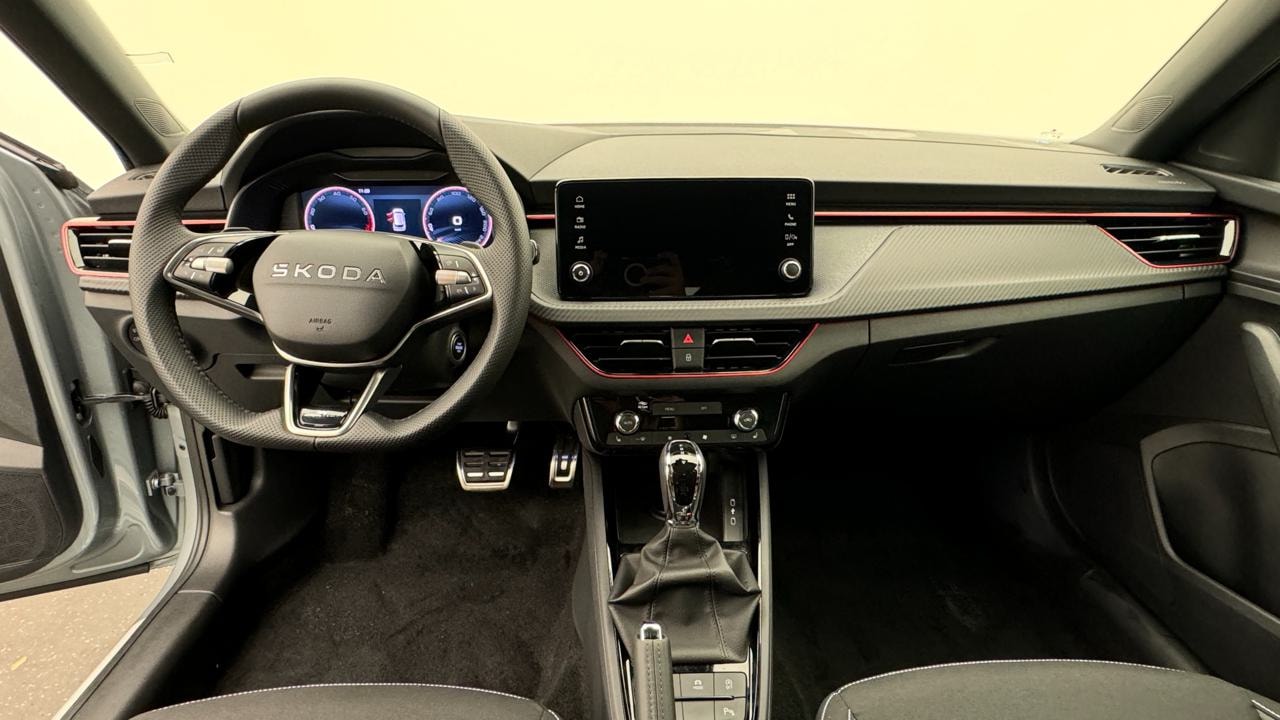 SKODA Kamiq 1.0 TSI Monte Carlo DSG-image-5