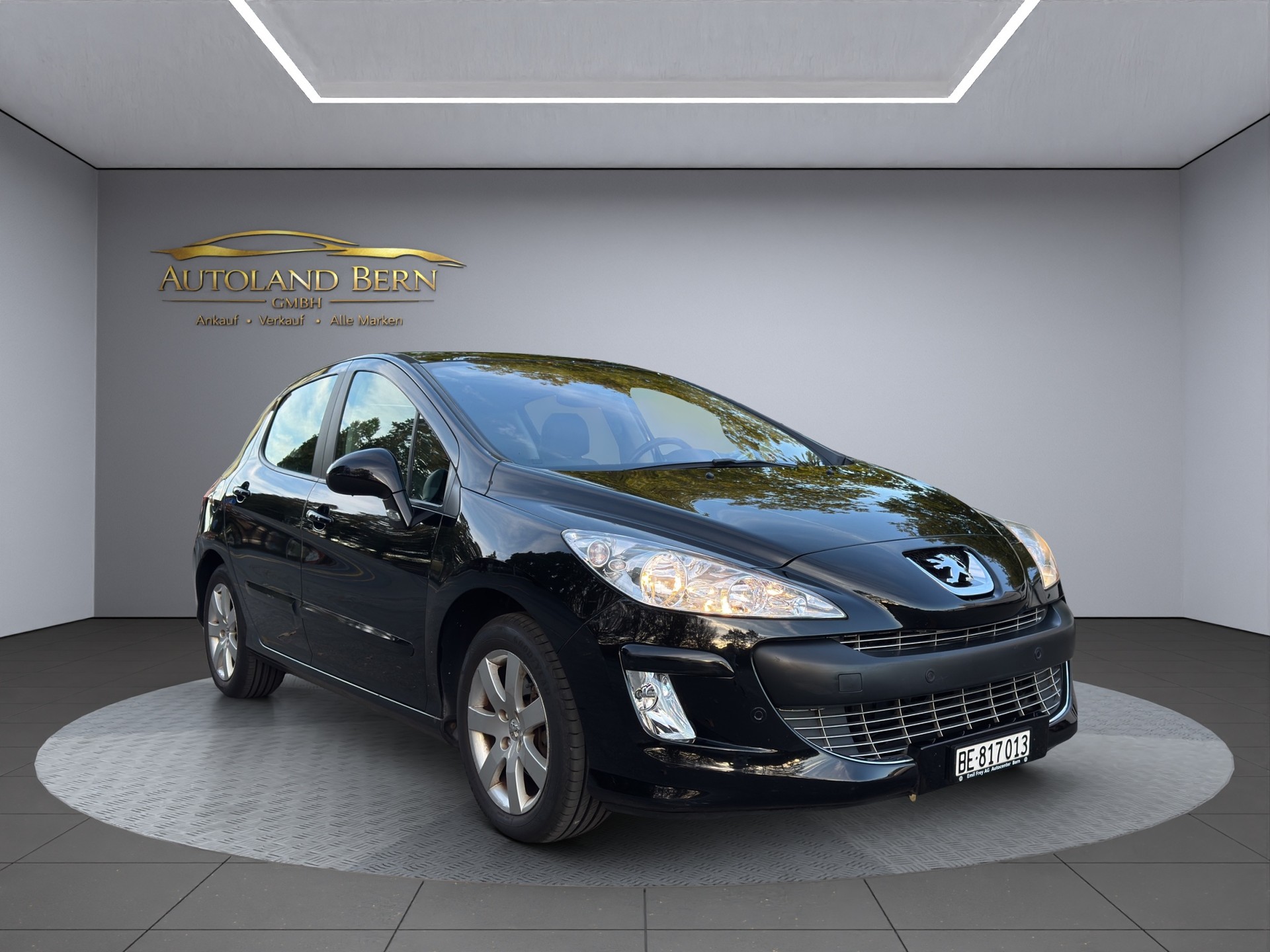 PEUGEOT 308 1.6 16V Exklusive Automatic-showroom-element-1