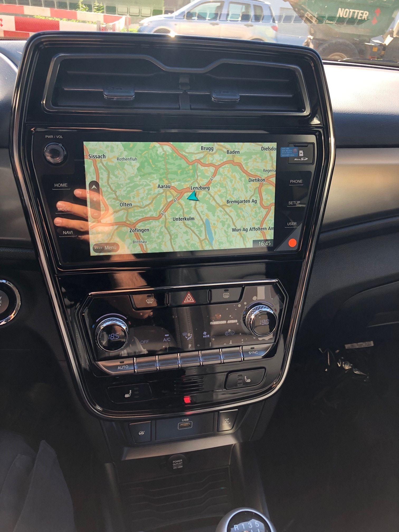 KGM-SsangYong TIVOLI Onyx 4WD 1.5 Turbo-image-5