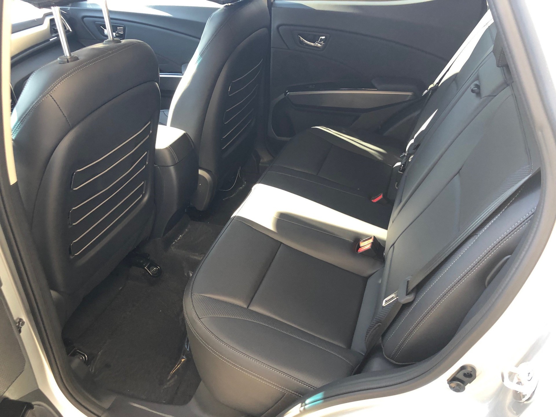 KGM-SsangYong TIVOLI Onyx 4WD 1.5 Turbo-image-8