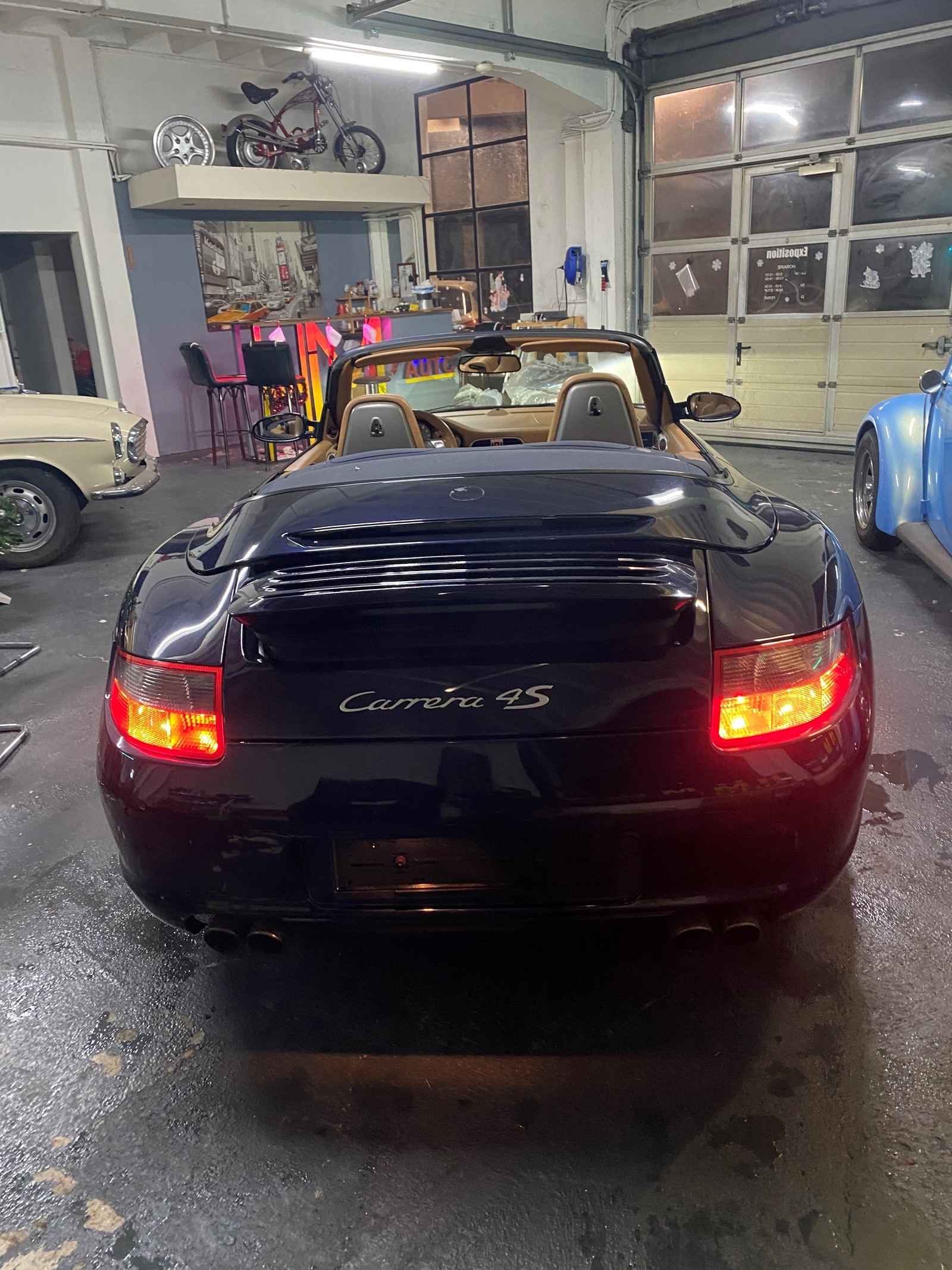 PORSCHE 911 Cabrio Carrera 4S-image-6