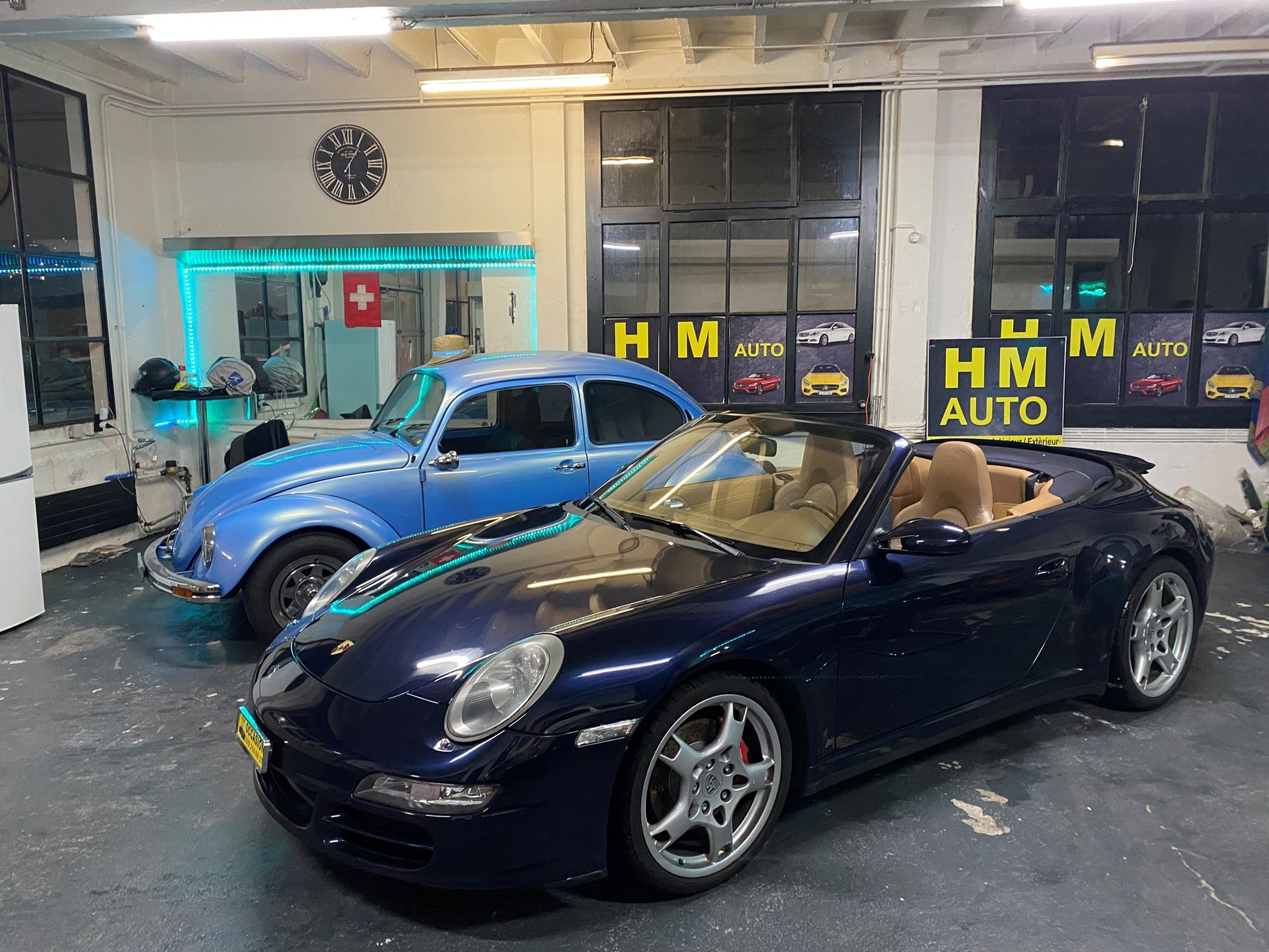 PORSCHE 911 Cabrio Carrera 4S-image-4