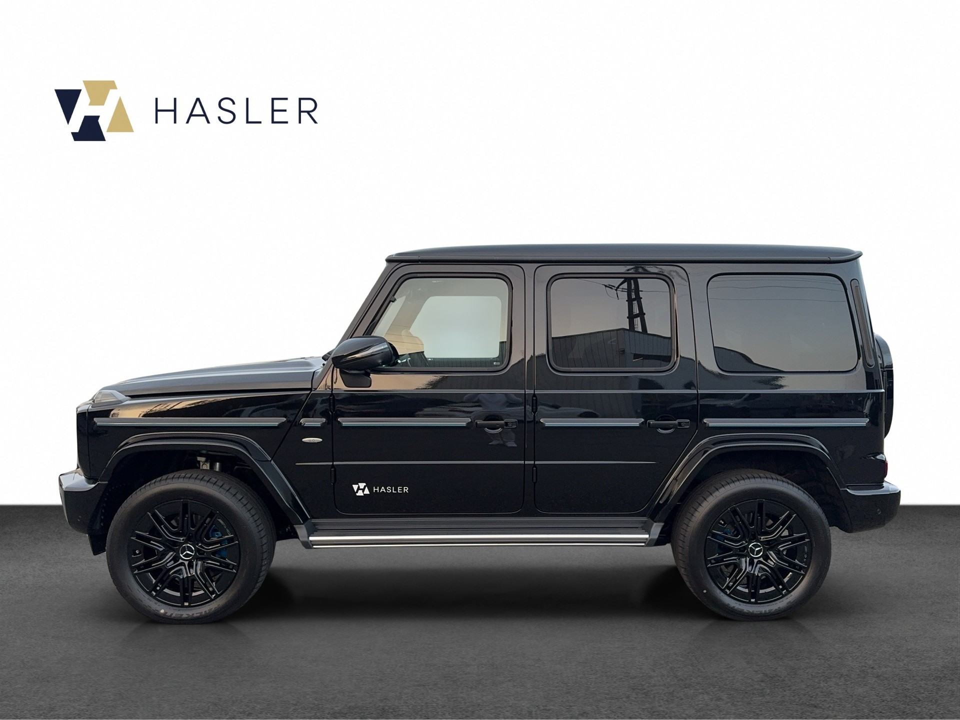 MERCEDES-BENZ G 580 EQ 116kWh-showroom-element-3