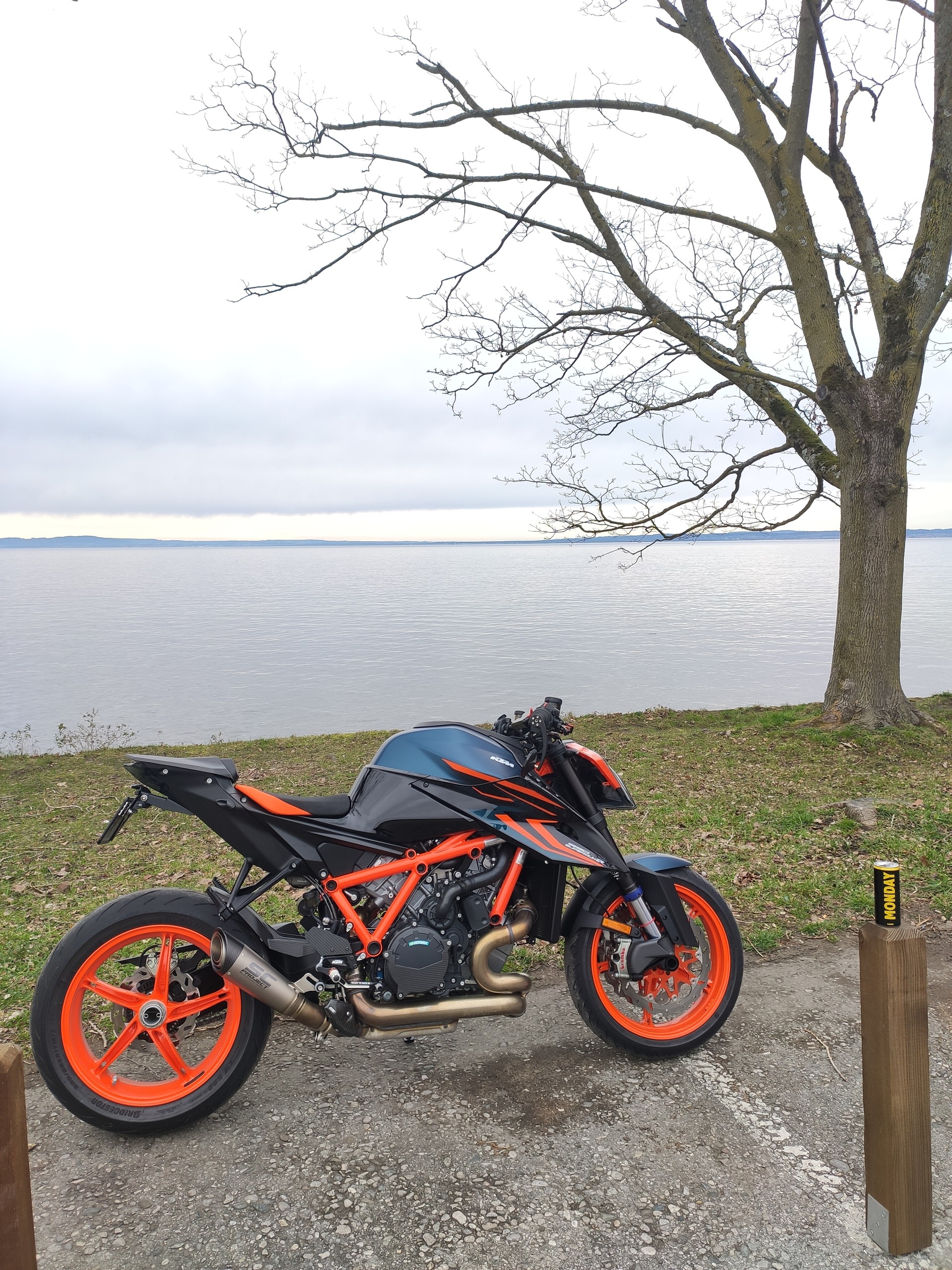 KTM 1290 Super Duke R EVO-image-2