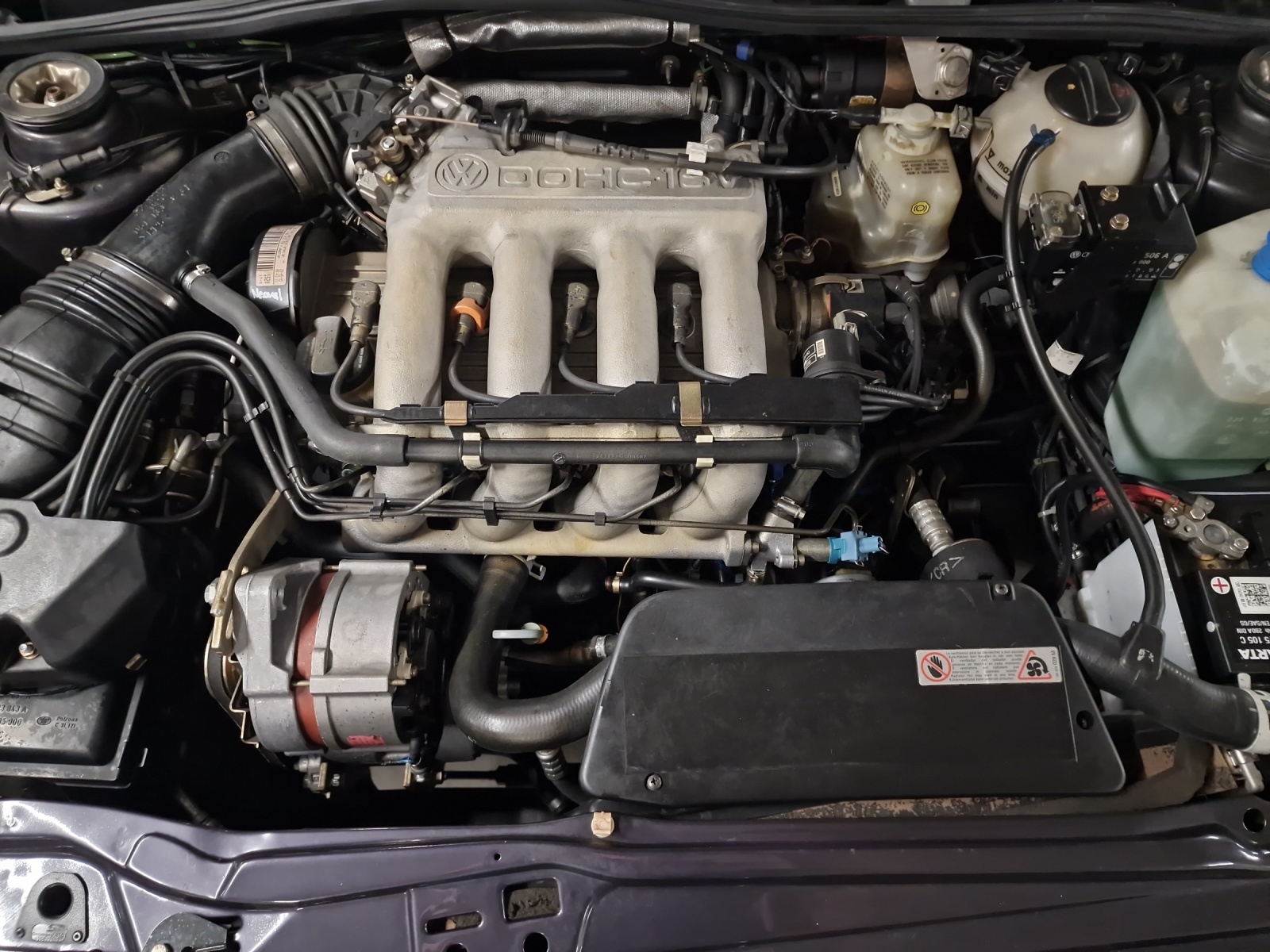 VW Corrado 2000 16V-image-14