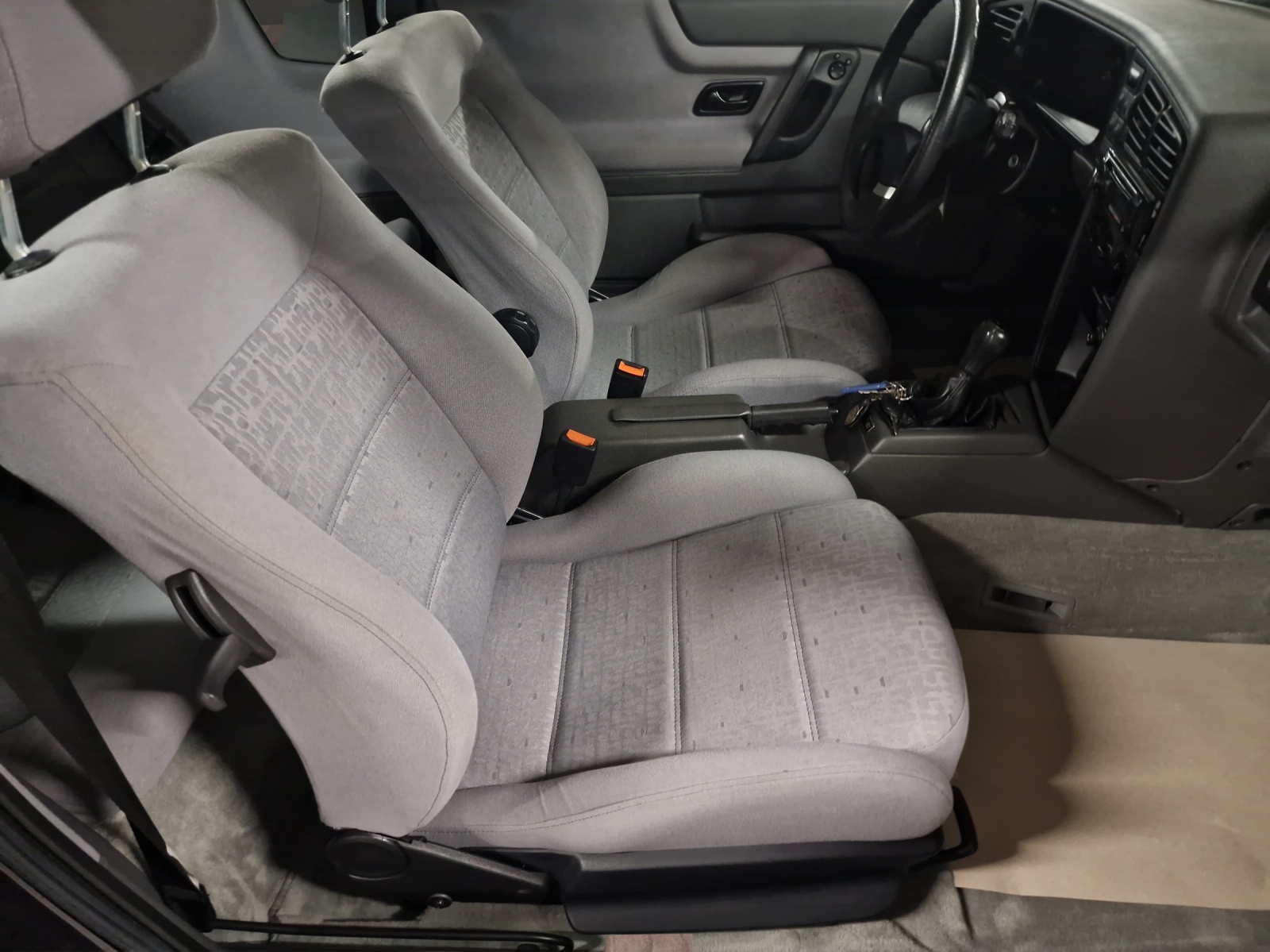 VW Corrado 2000 16V-image-13