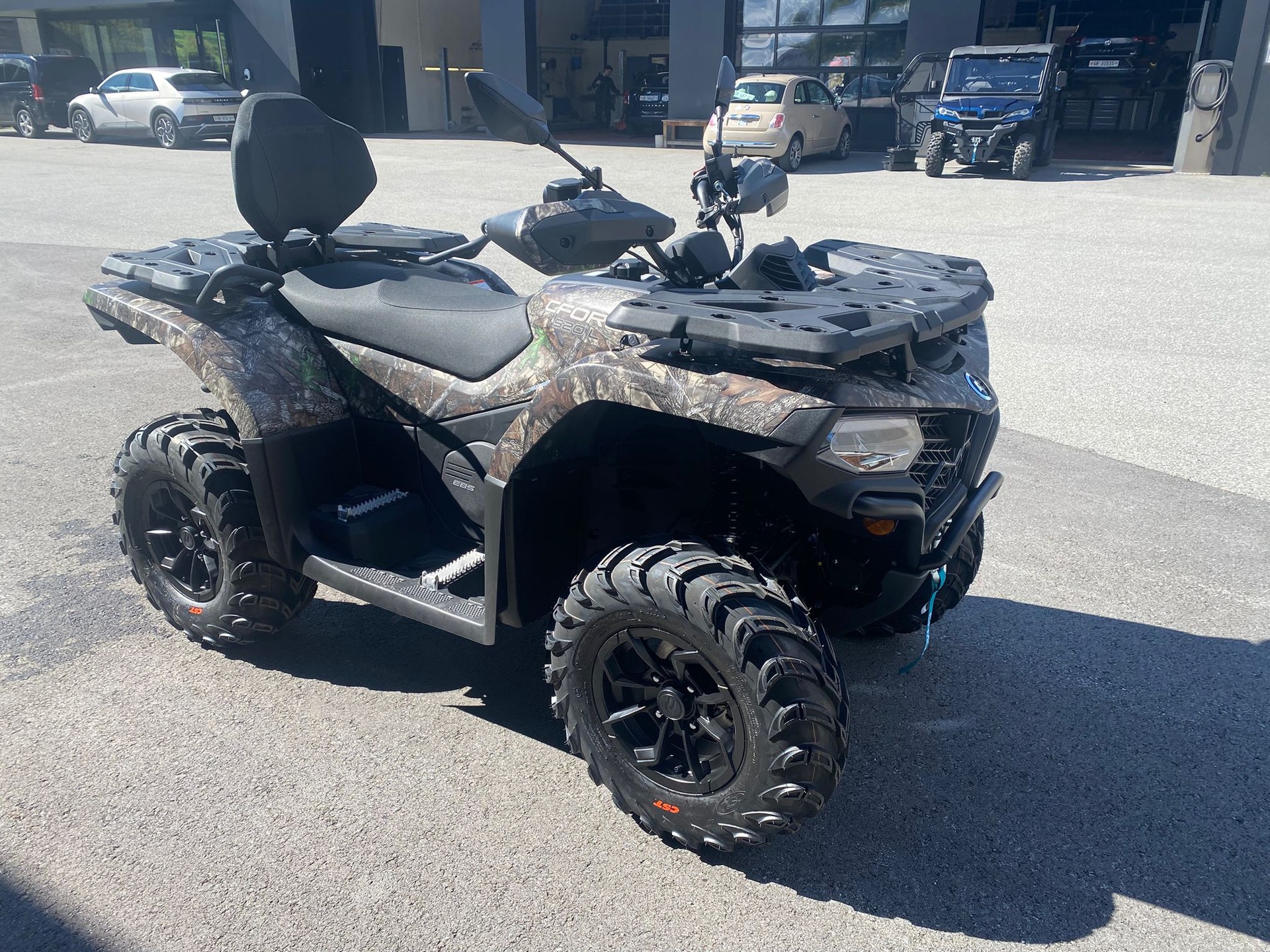 CF MOTO 520 EPS DLX 4x4-image-3