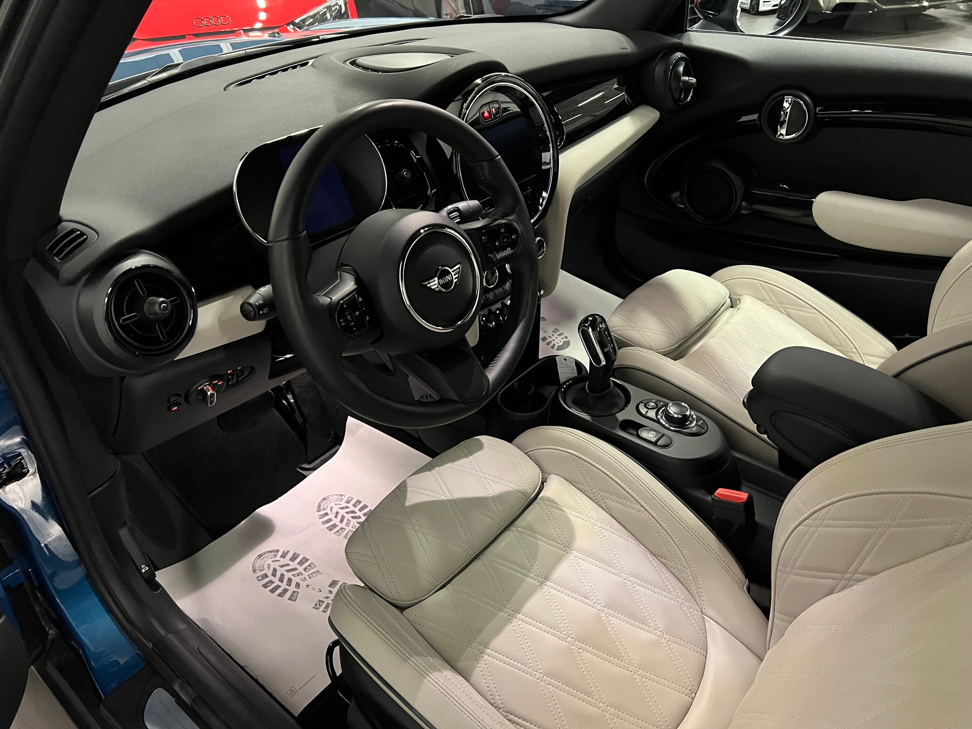 MINI Cooper Cabriolet DKG-image-17