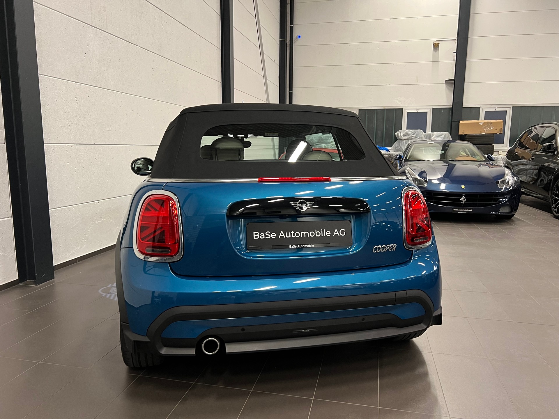 MINI Cooper Cabriolet DKG-image-15