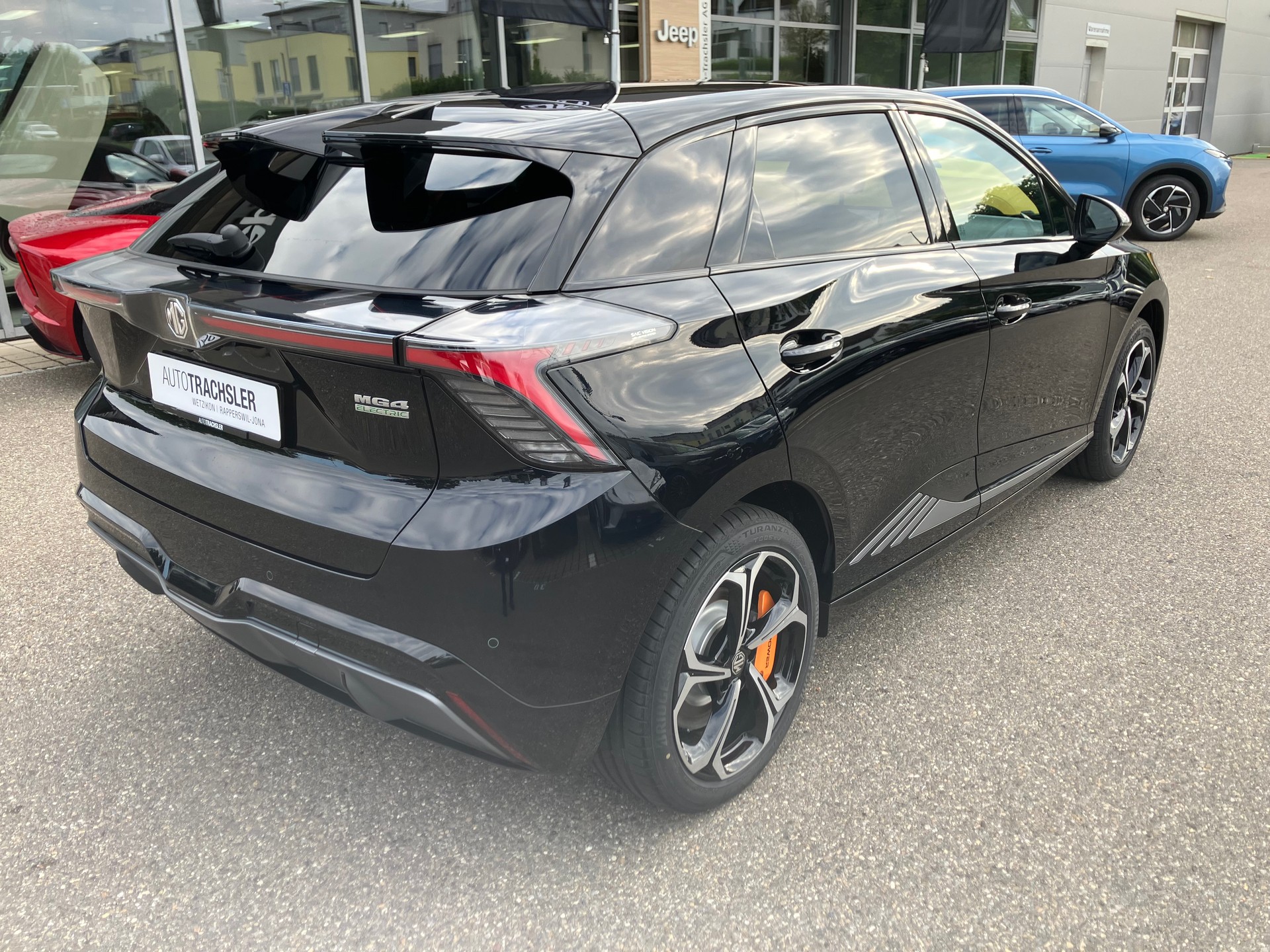 MG 4 EV 64kWh Xpower AWD-image-5