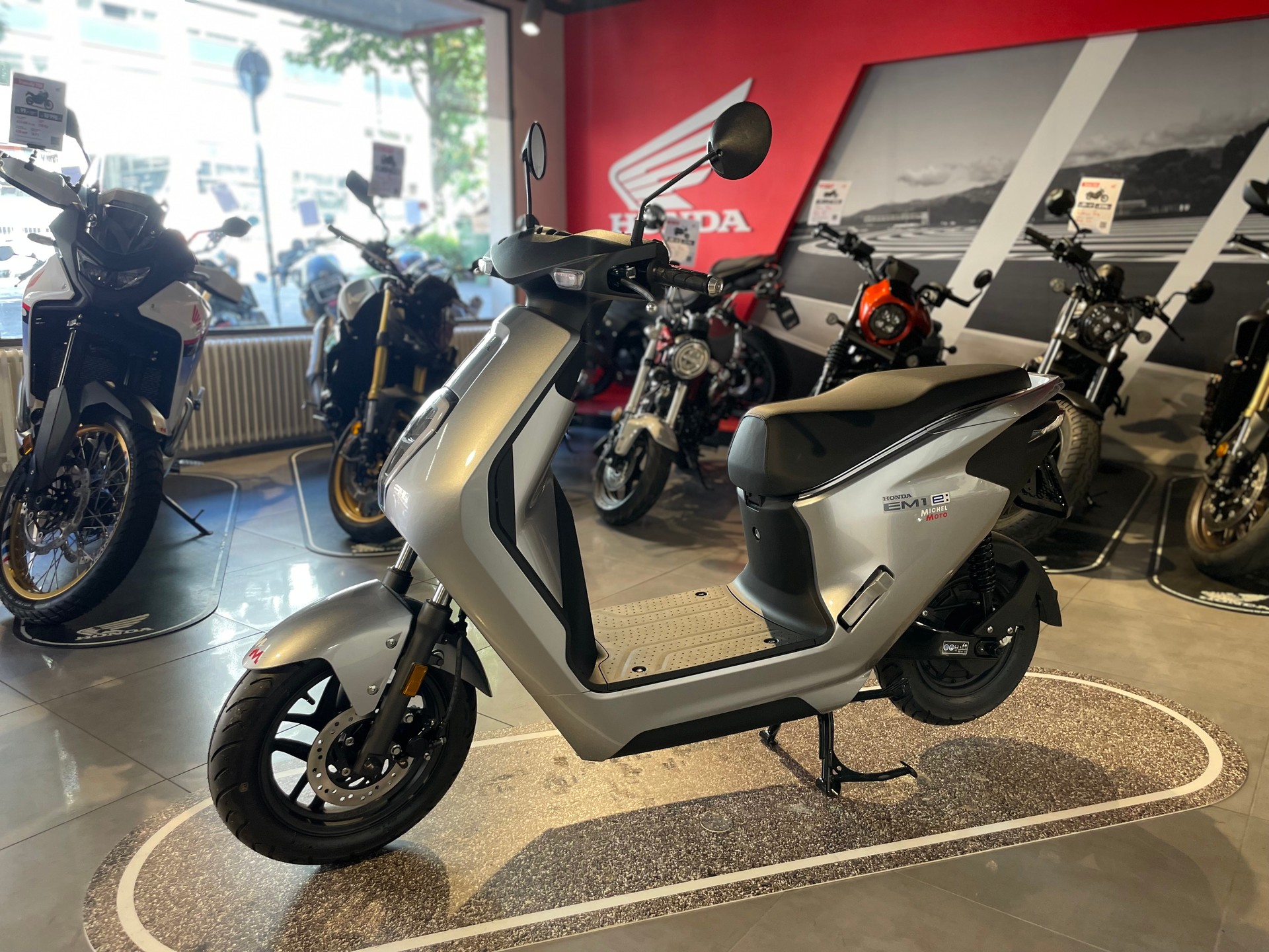 HONDA EM1-E-image-0