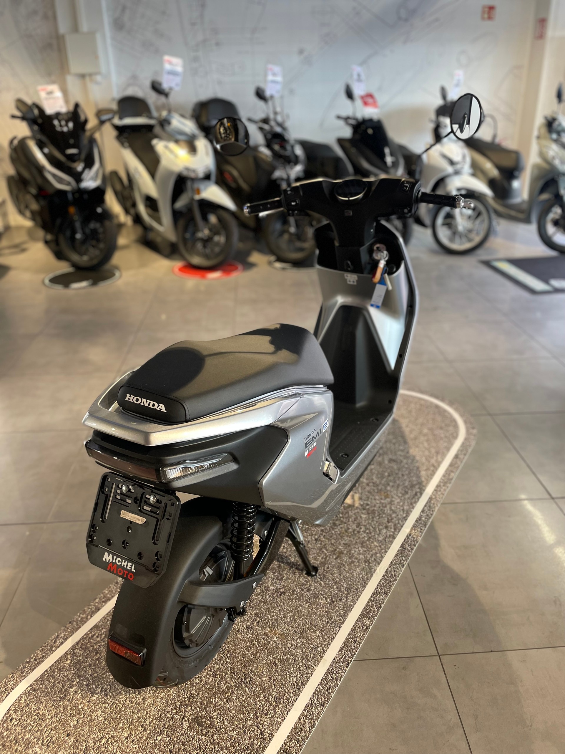 HONDA EM1-E-image-2