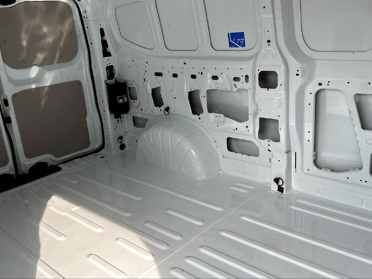 FORD Transit Custom Van 280 L2 2.0 EcoBlue 110 Basis-image-10