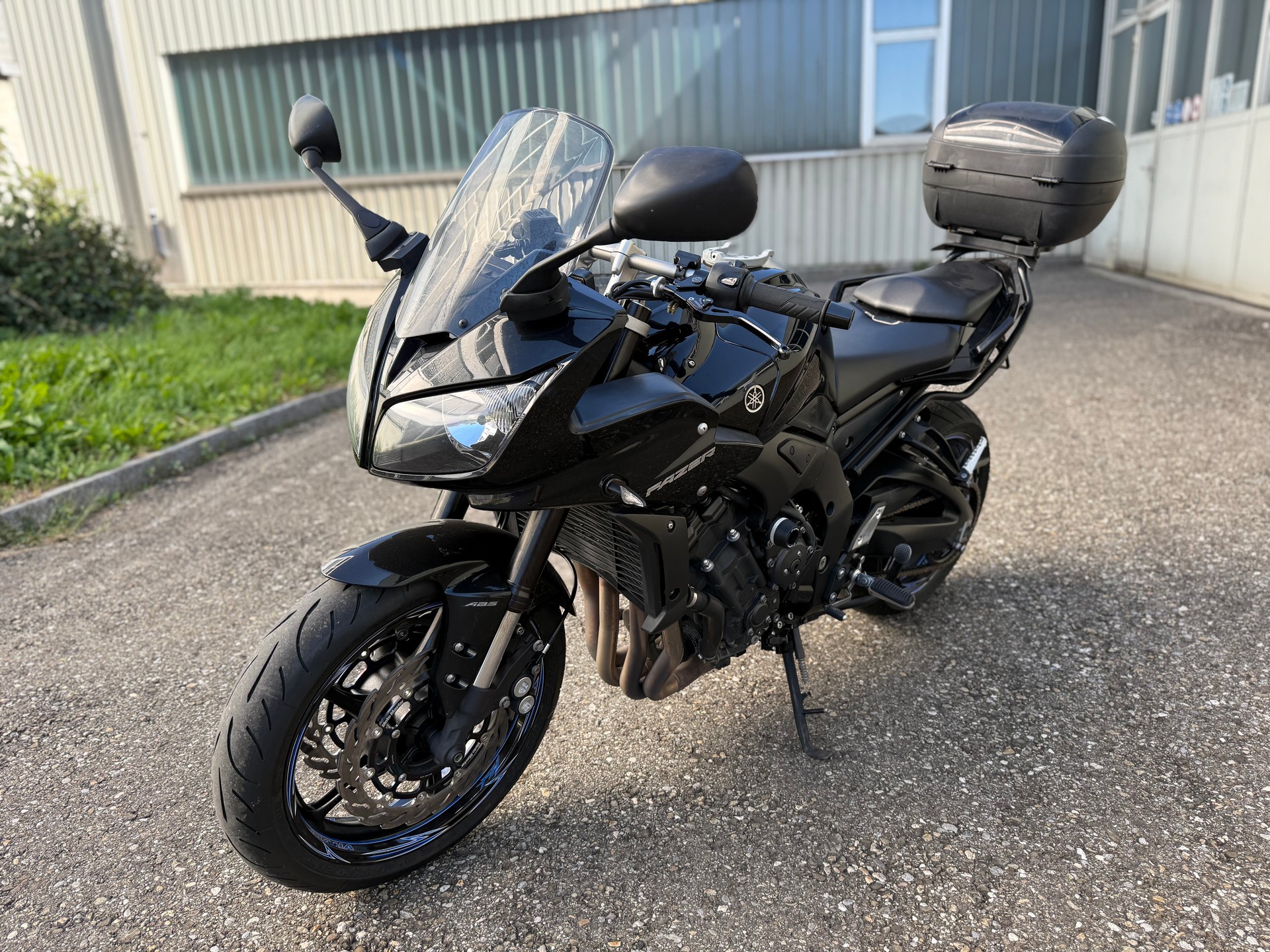 YAMAHA FZ1 Fazer ABS-image-1