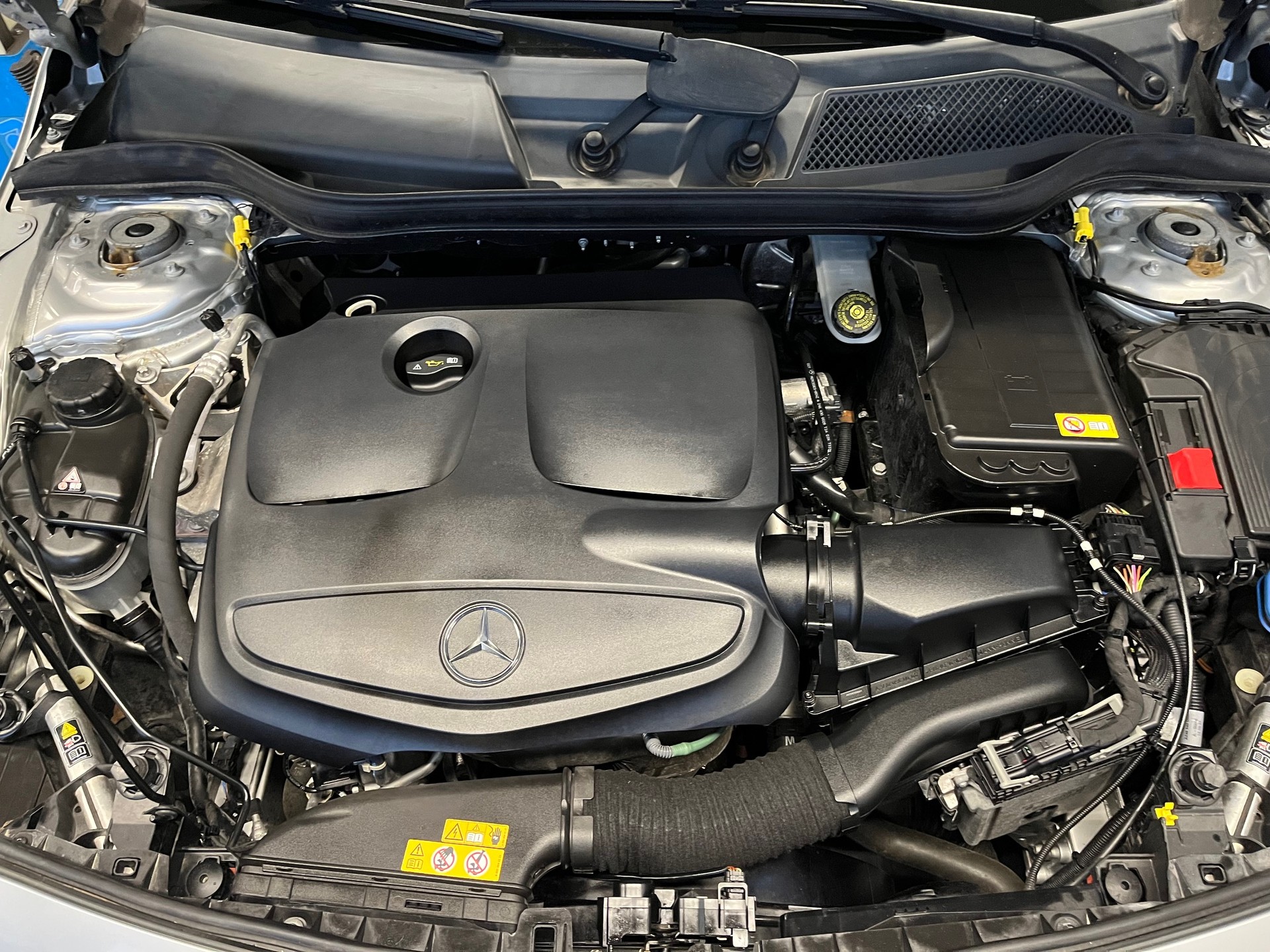 MERCEDES-BENZ A 180 Style-image-14