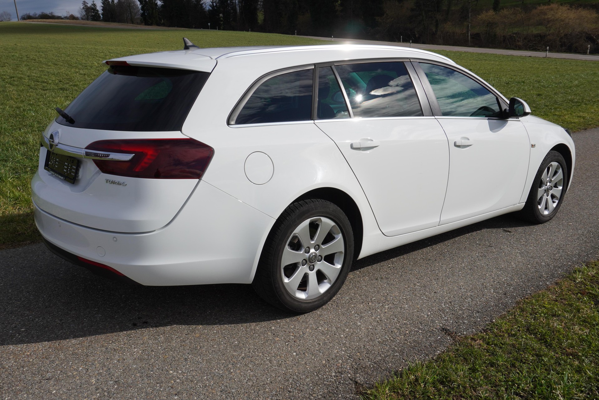 OPEL Insignia Sports Tourer 1.6 T Edition-image-4