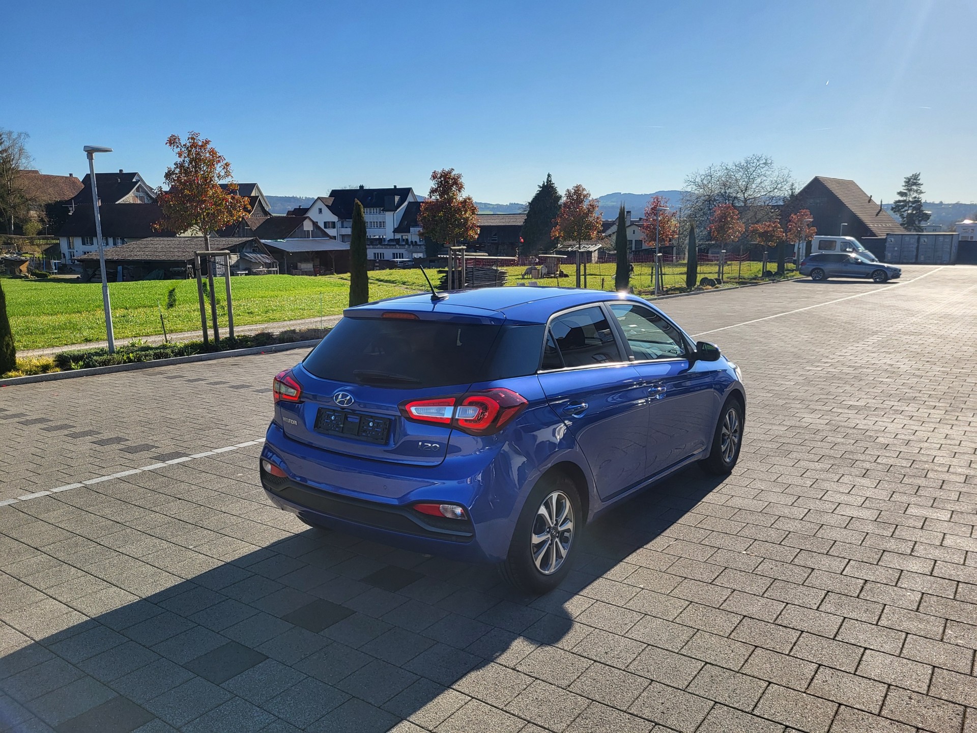HYUNDAI i20 1.0 T-GDi Amplia-image-1