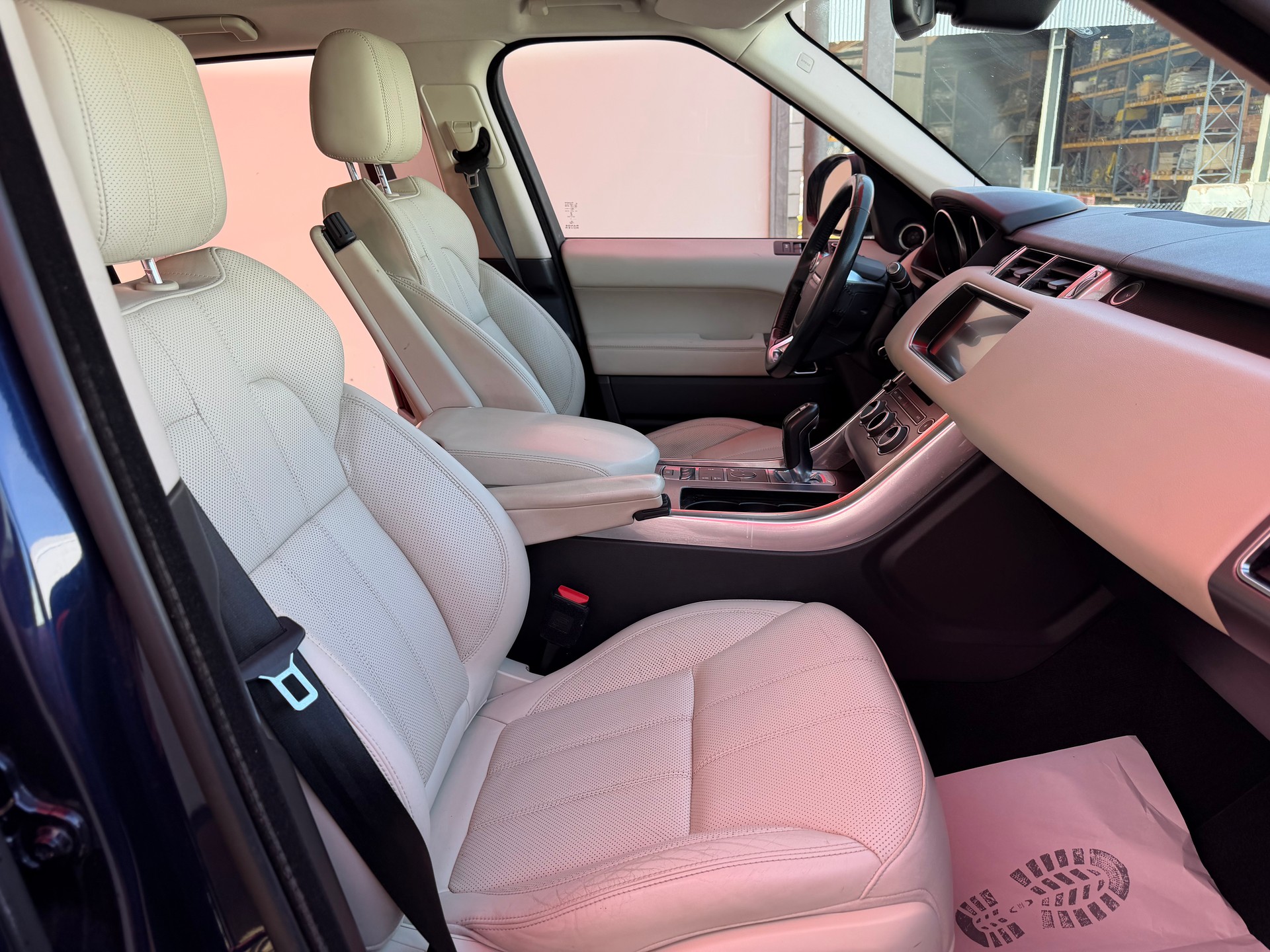 LAND ROVER Range Rover Sport 2.0SD4 HSE Automatic-image-10