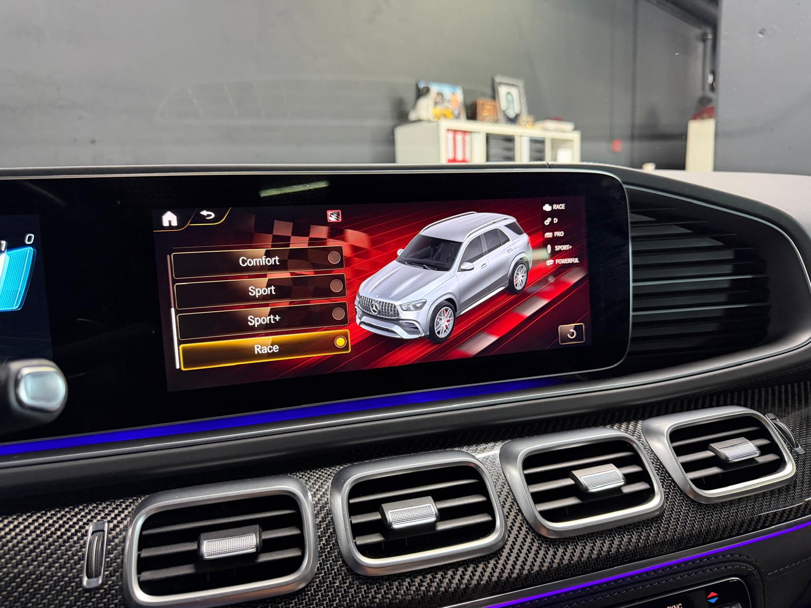 MERCEDES-BENZ GLE 63 S AMG Limited Silver&Black Performance 720PS 4Matic+ 9G-Speedshift Vollausstattung-image-20