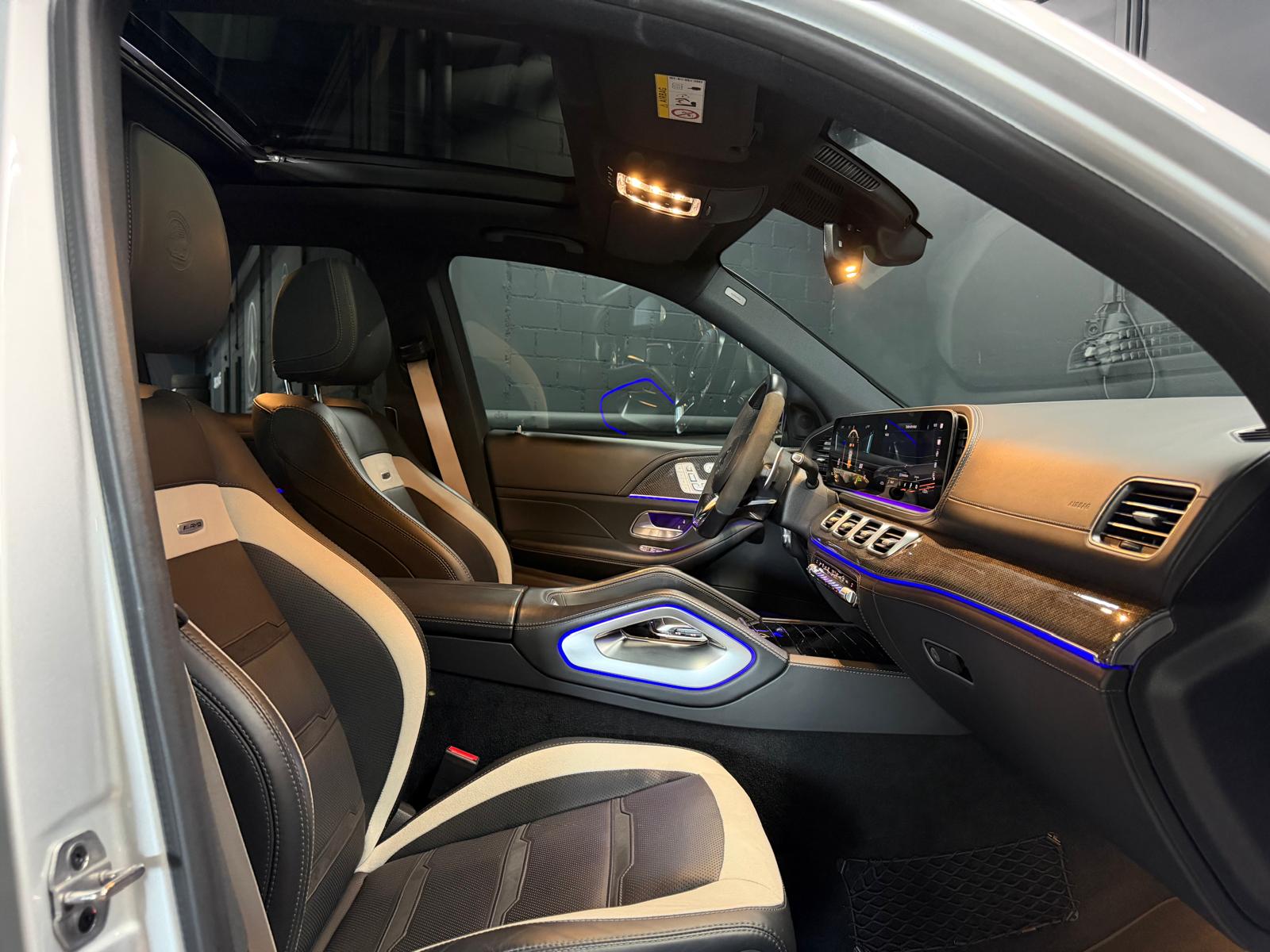 MERCEDES-BENZ GLE 63 S AMG Limited Silver&Black Performance 720PS 4Matic+ 9G-Speedshift Vollausstattung-image-13