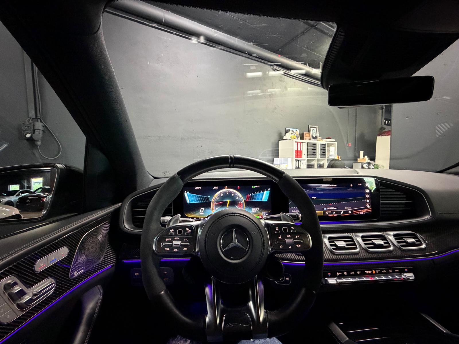 MERCEDES-BENZ GLE 63 S AMG Limited Silver&Black Performance 720PS 4Matic+ 9G-Speedshift Vollausstattung-image-9