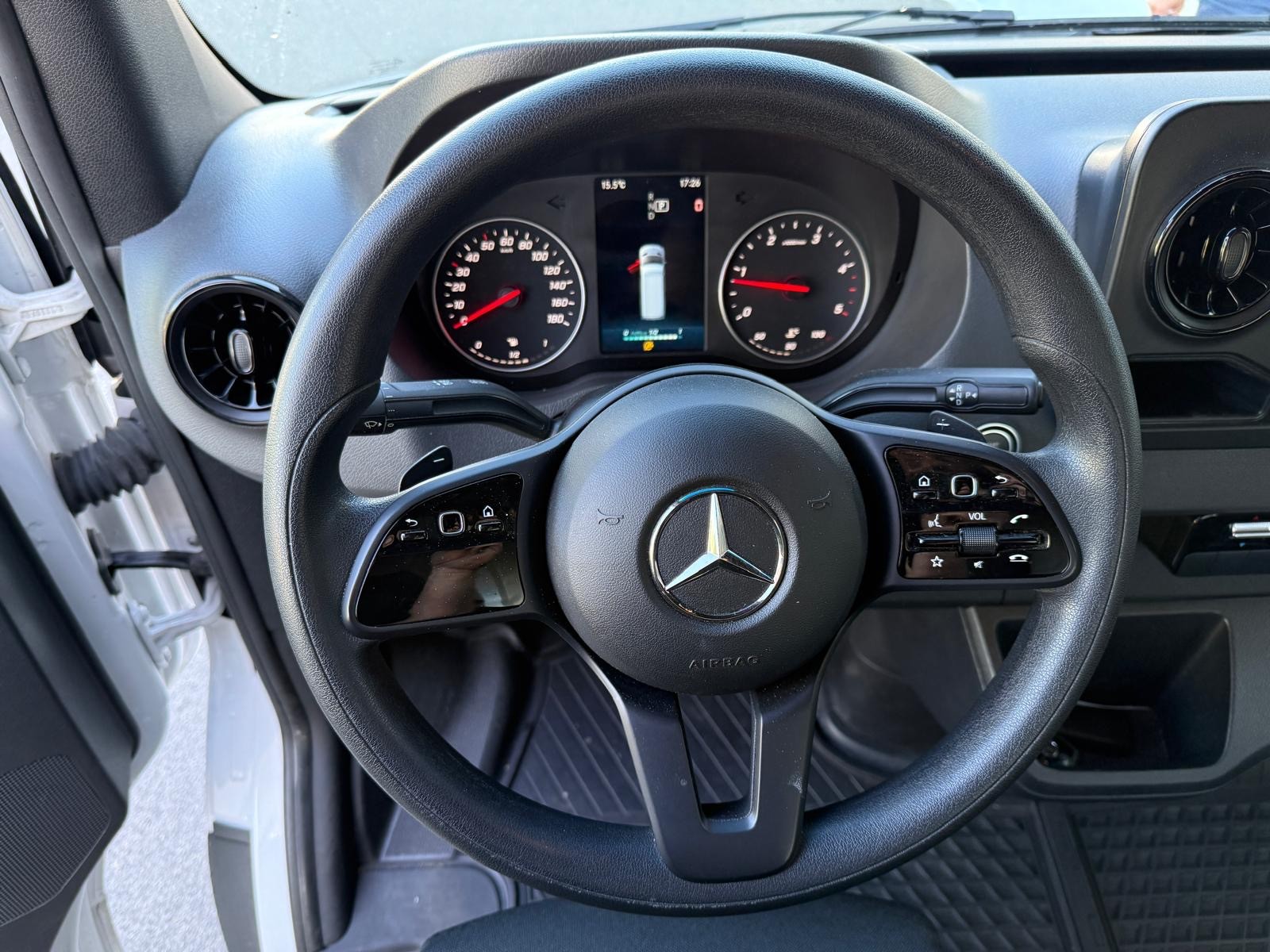 MERCEDES-BENZ Sprinter 315 CDI Standard Worker 9G-TRONIC FWD-image-16