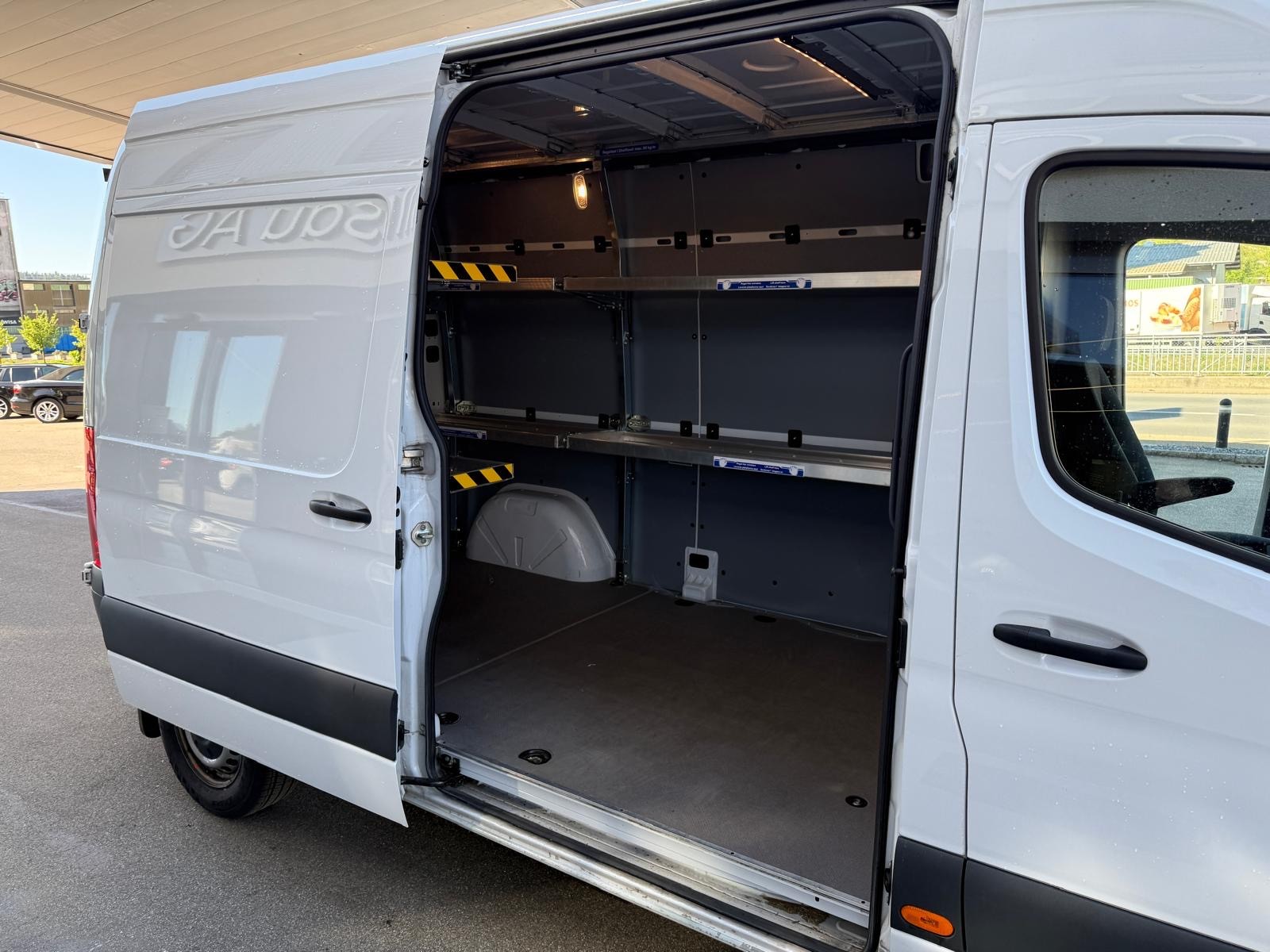 MERCEDES-BENZ Sprinter 315 CDI Standard Worker 9G-TRONIC FWD-image-11