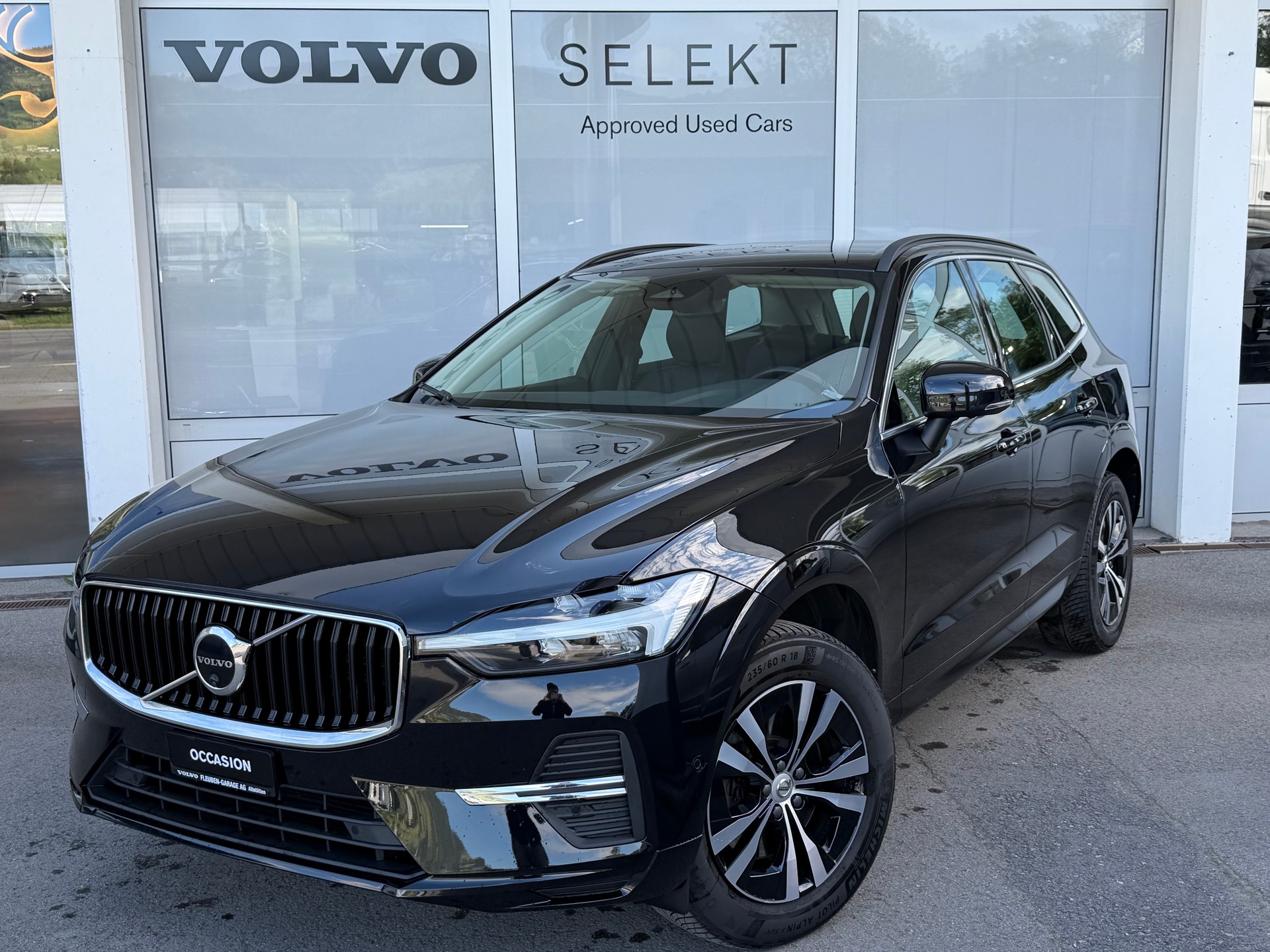 VOLVO XC60 B4 Diesel Mild Hybrid AWD Momentum Geartronic