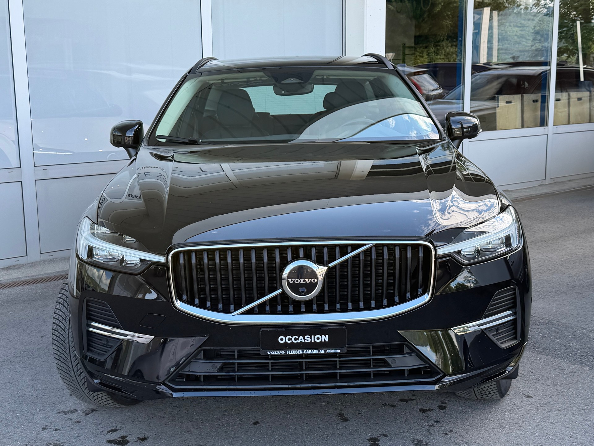 VOLVO XC60 B4 Diesel Mild Hybrid AWD Momentum Geartronic-image-18