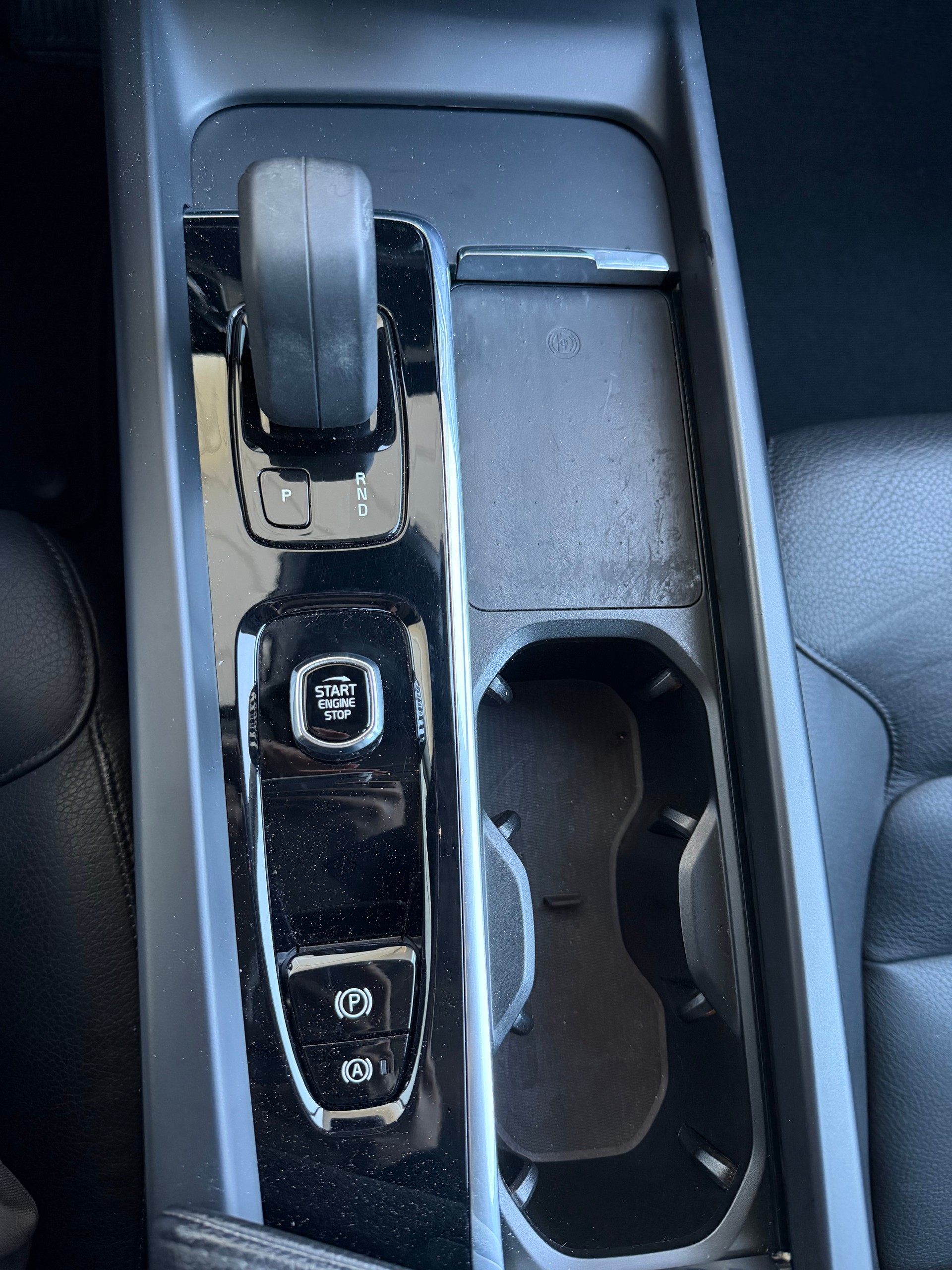 VOLVO XC60 B4 Diesel Mild Hybrid AWD Momentum Geartronic-image-7