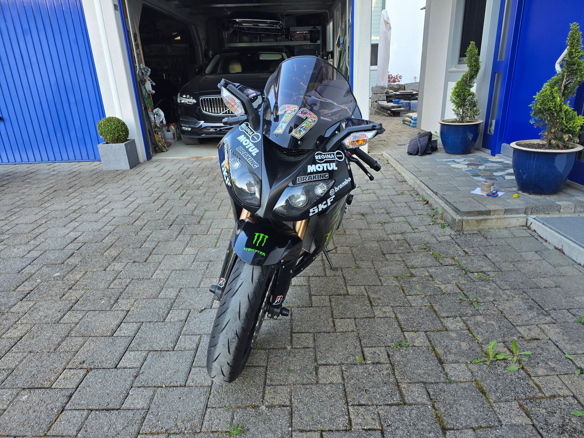 KAWASAKI Ninja ZX-10RR-image-2