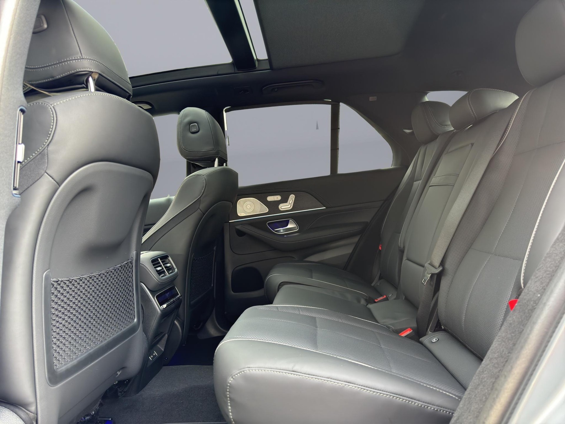 MERCEDES-BENZ GLE 450 d AMG Line 4matic-image-12