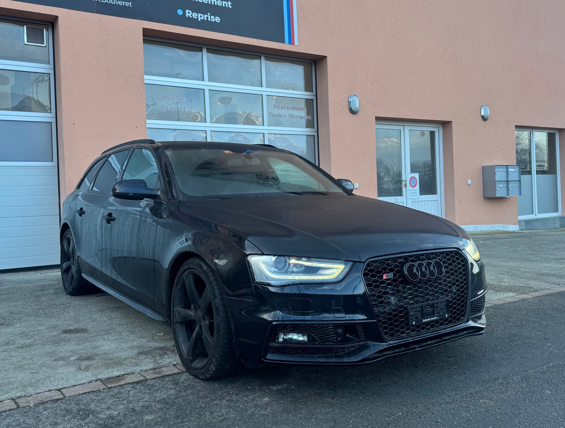 AUDI S4 Avant 3.0 TFSI quattro S-tronic