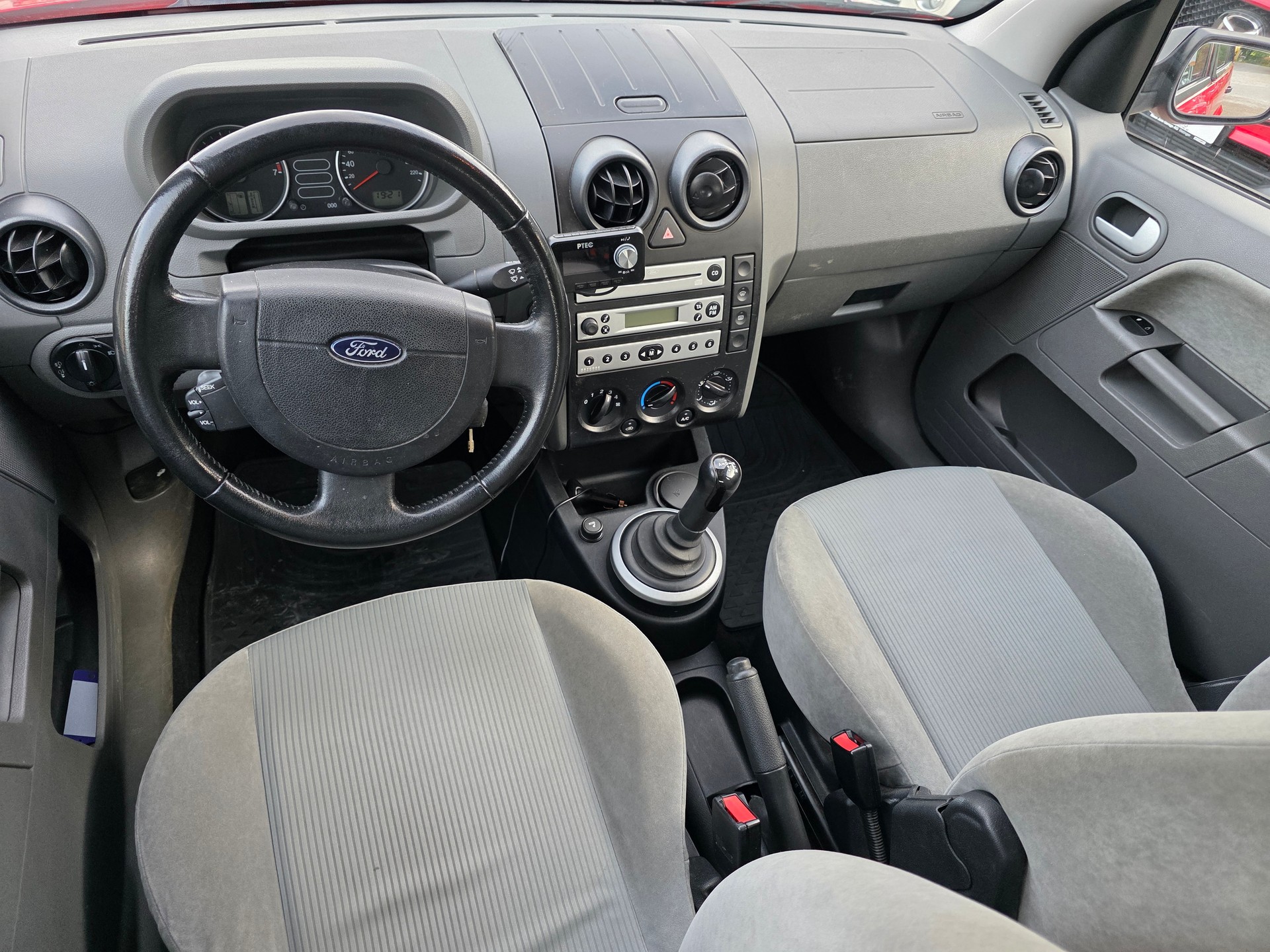 FORD Fusion 1.4 16V Ambiente *** Frisch ab MFK / Frisch ab Service / 6 Monate Garantie / Neuer Zahnriemen / Gratis Lieferung ***-image-12