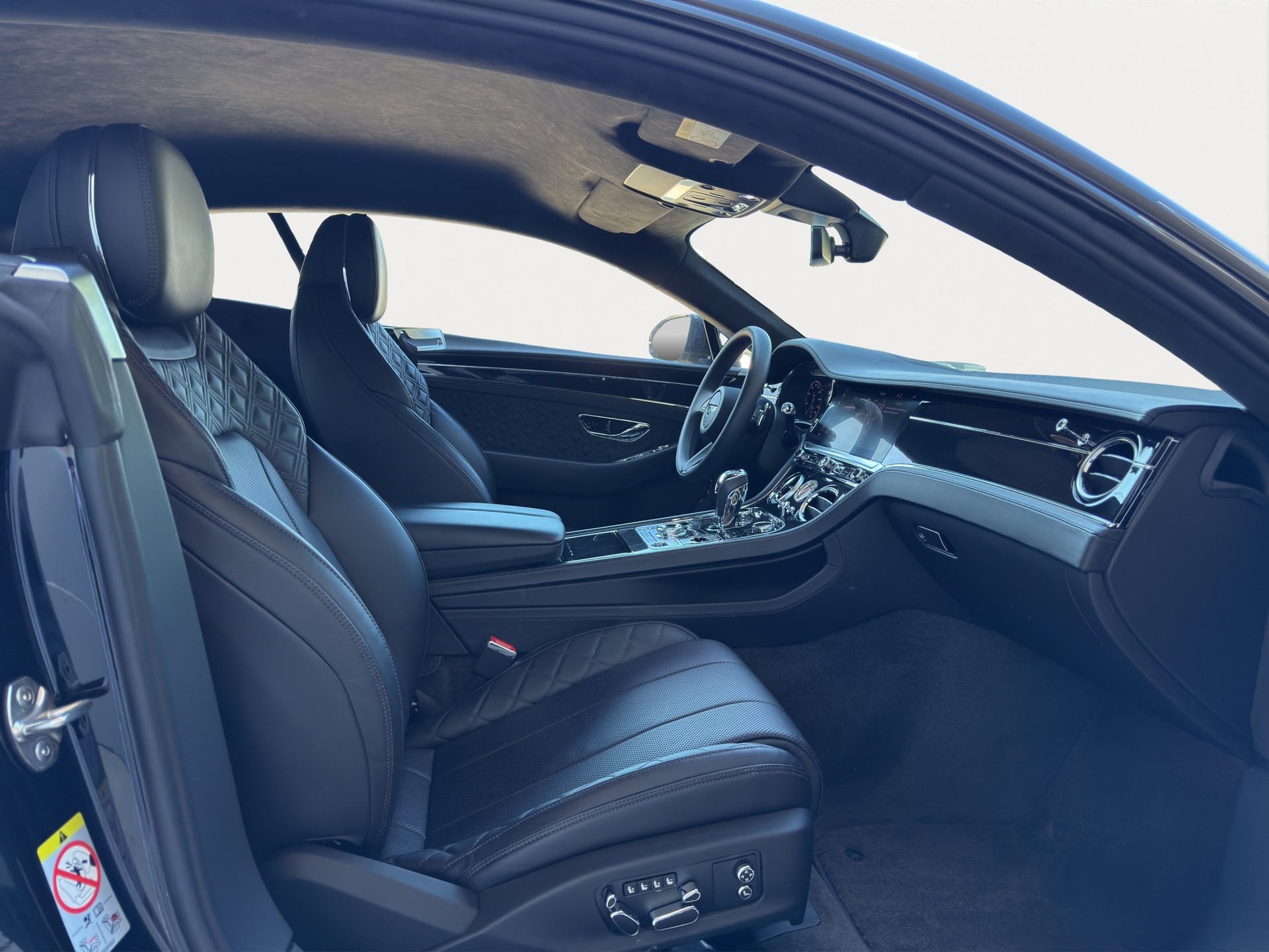 BENTLEY Continental GT 4.0 V8-image-10