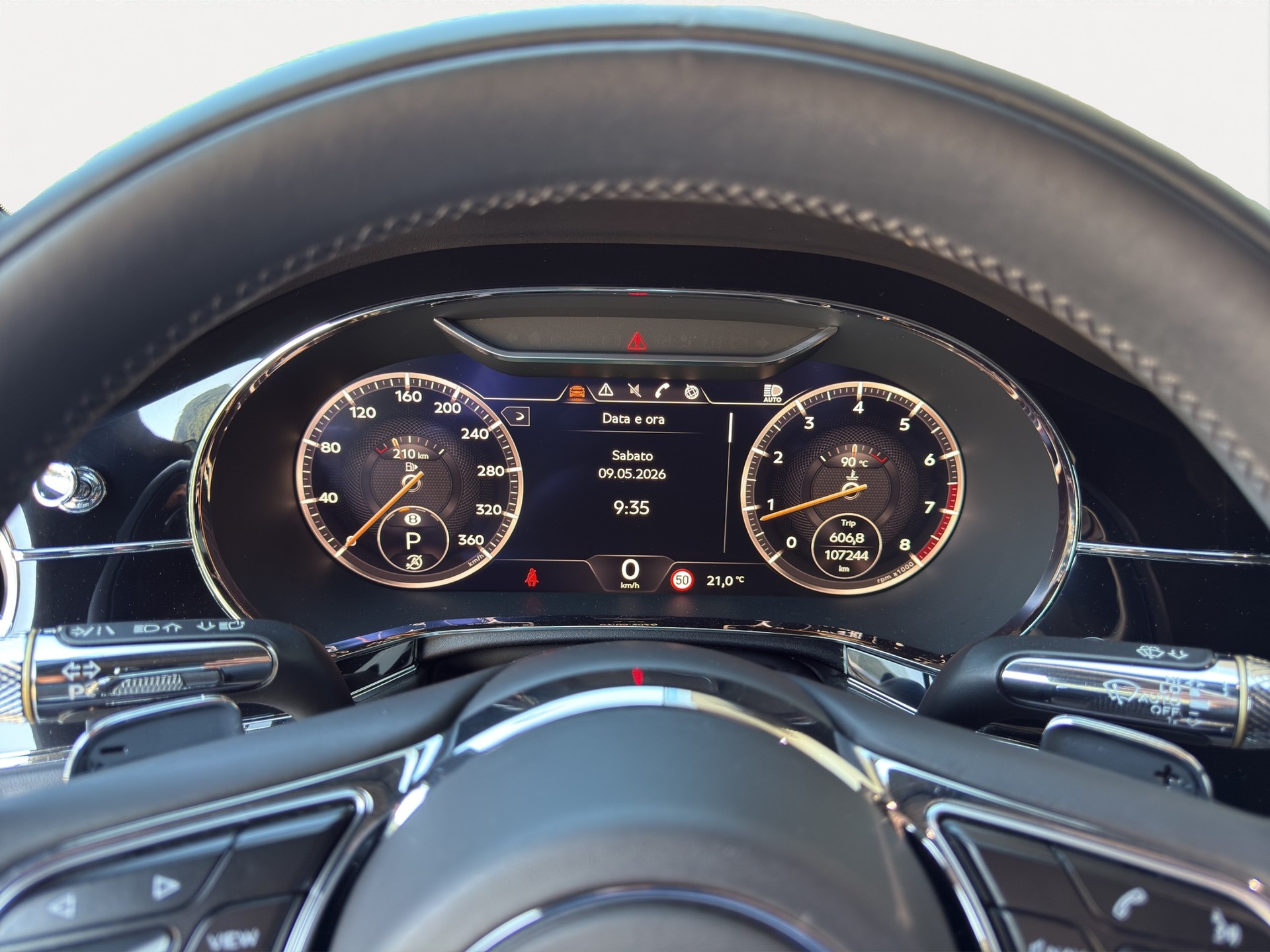 BENTLEY Continental GT 4.0 V8-image-7