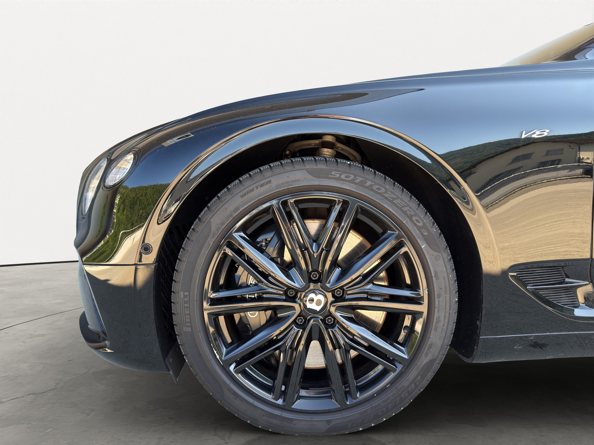 BENTLEY Continental GT 4.0 V8-image-11