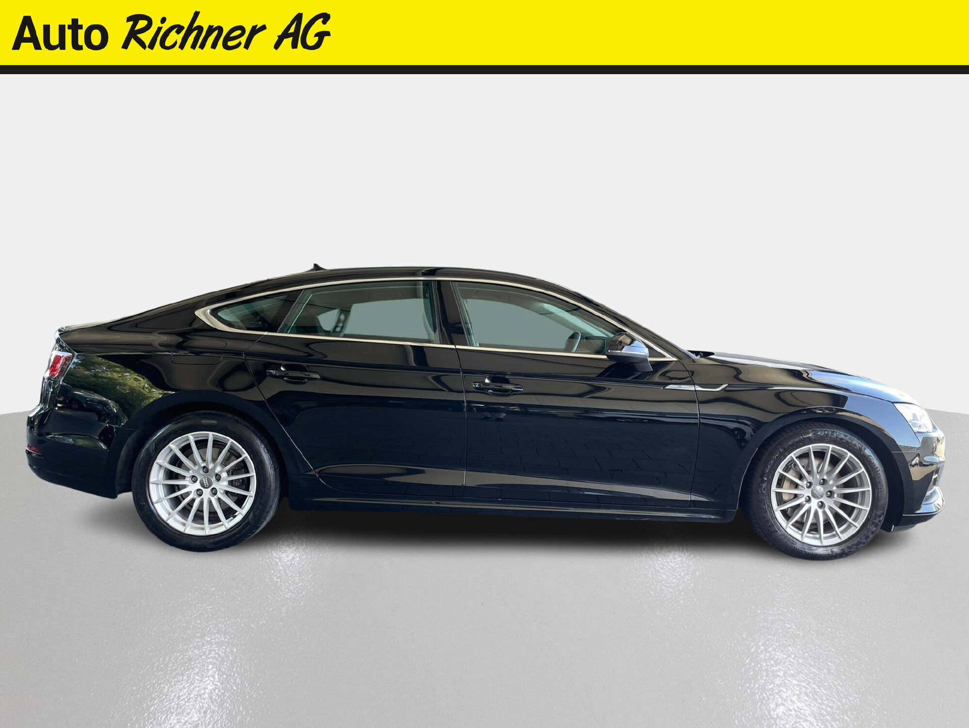 AUDI A5 Sportback 2.0 40 TDI S-Tronic-showroom-element-2