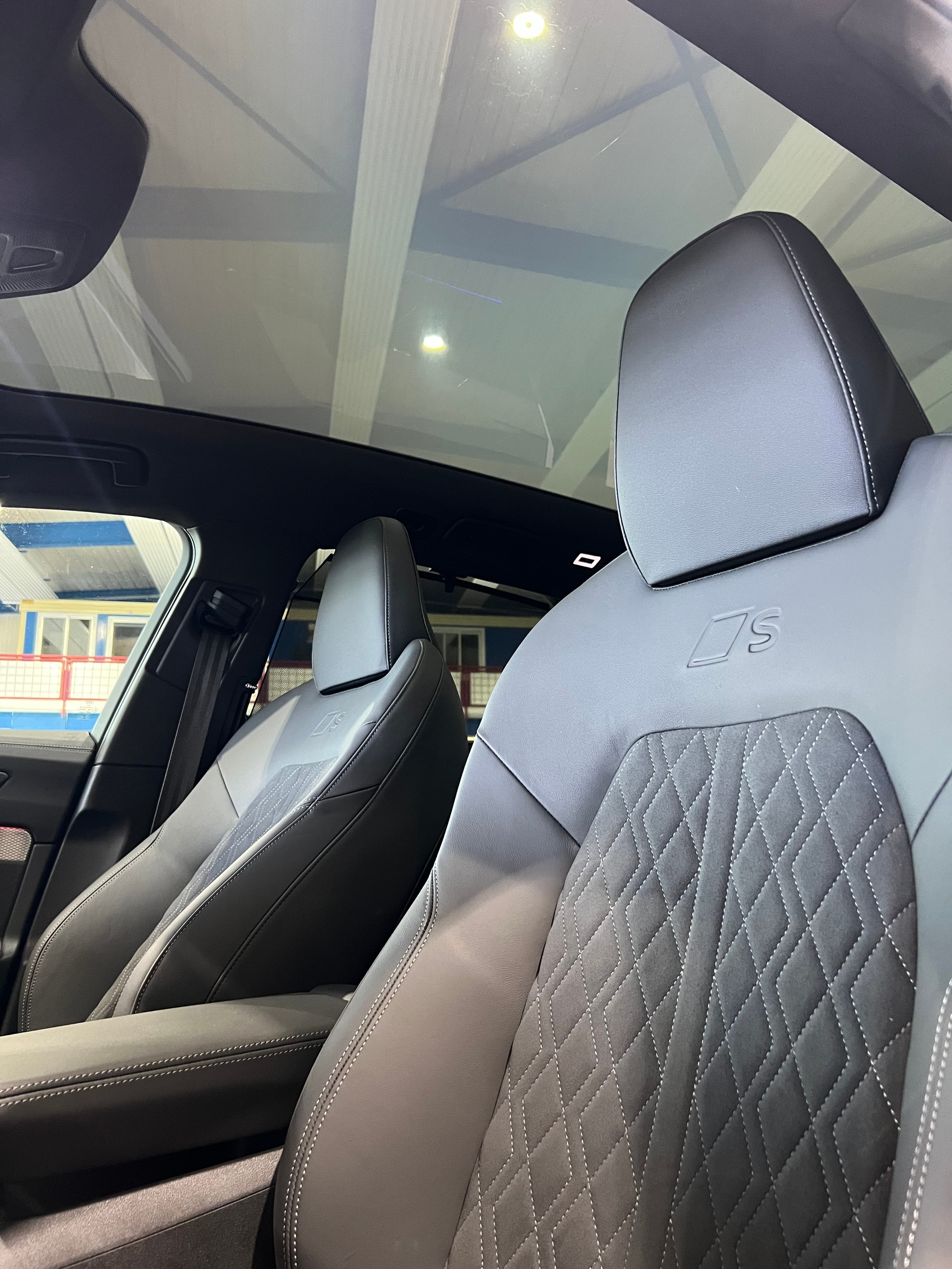 AUDI A6 Avant TFSI quattro 270 kW**NEW Modell,S-Sportsitze,Panodach,Optikpaket Schwarz,5-Jahre Garantie**-image-9
