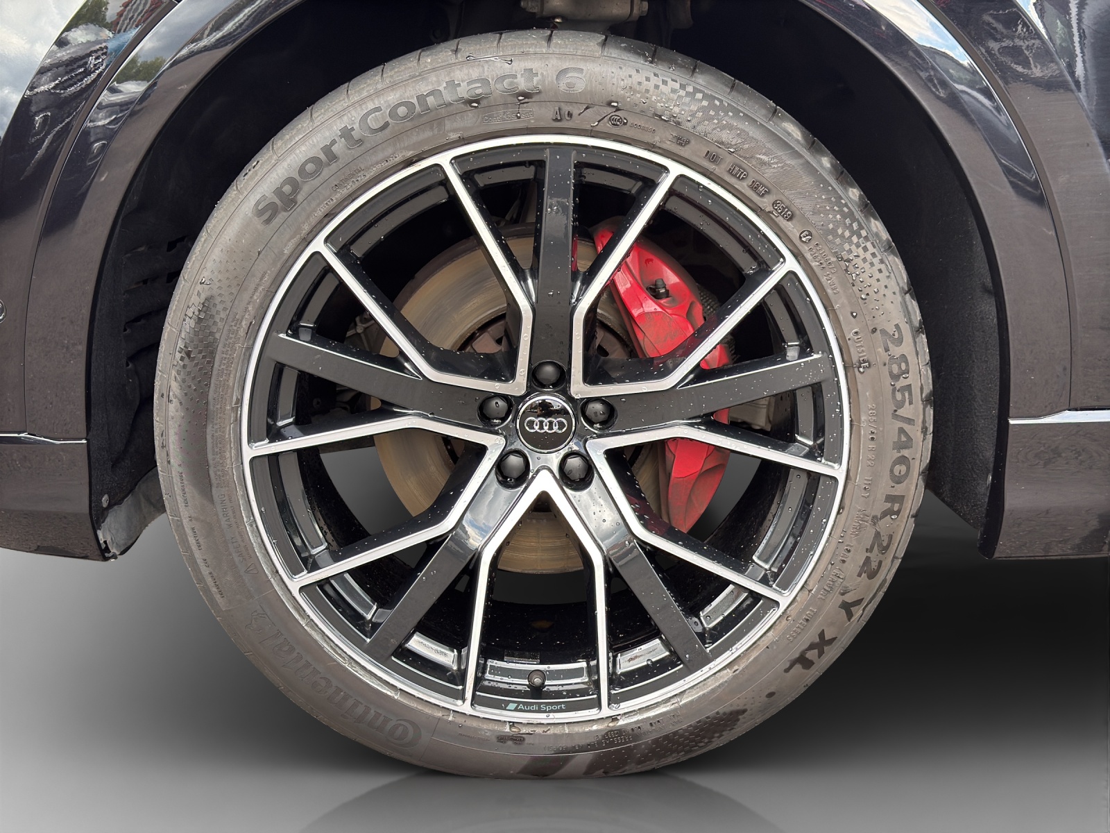 AUDI Q8 55 TFSI quattro tiptronic-image-13